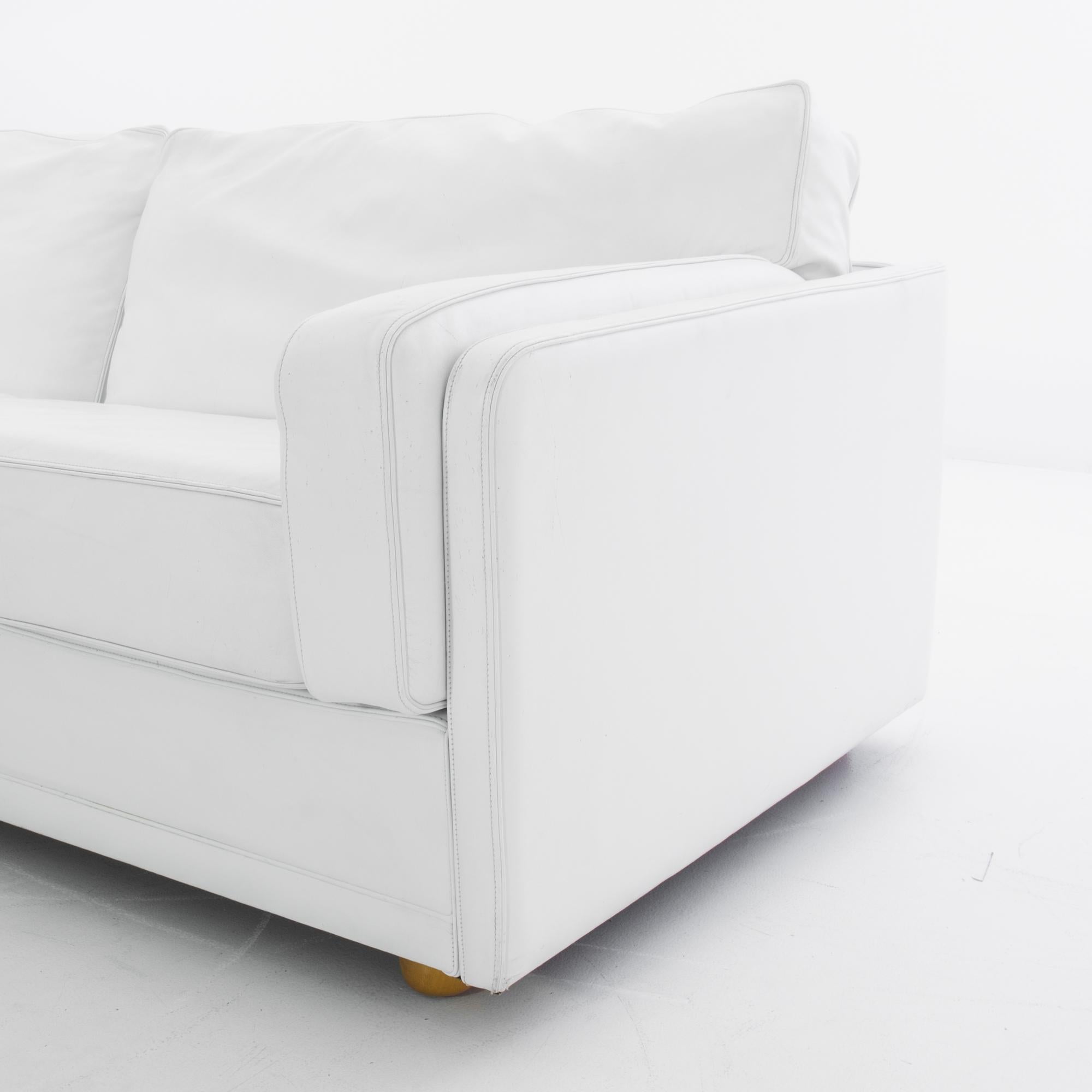 1980s Poltrona Frau White Leather Sofa  For Sale 1