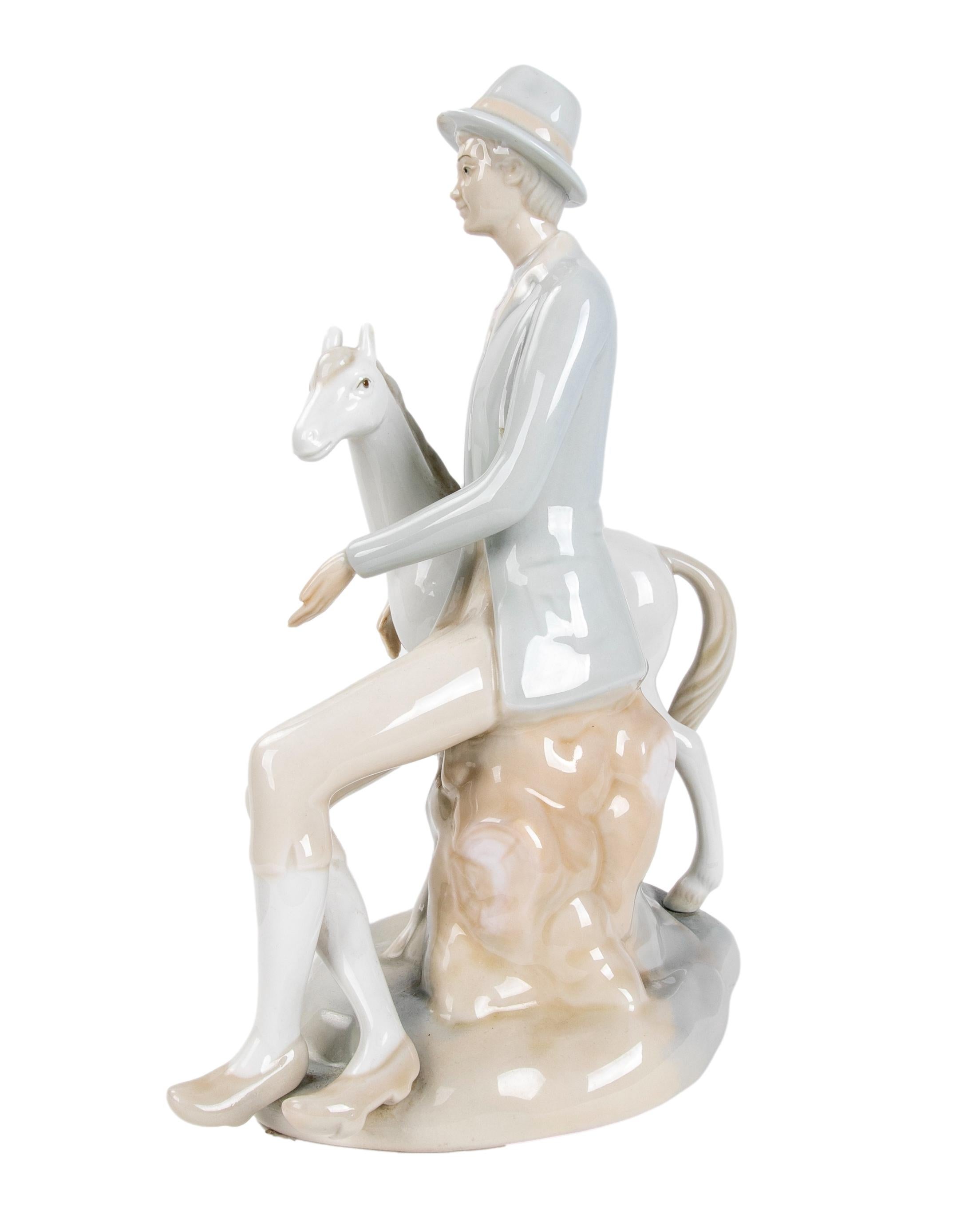 Porzellanfigur aus den 1980er Jahren von LLadro (Spanisch) im Angebot