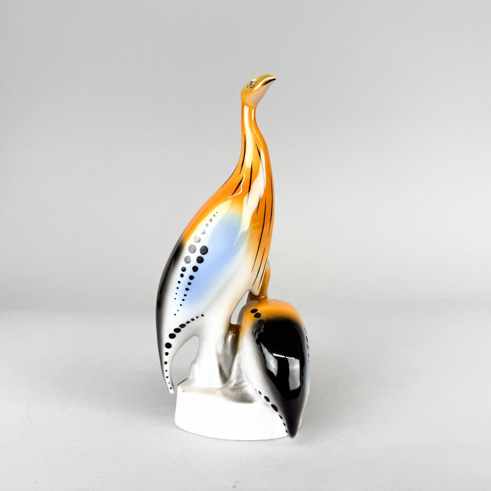 Escultura de porcelana de los años 80 de Hollohaza, Hungría en Bueno estado para la venta en Praha, CZ