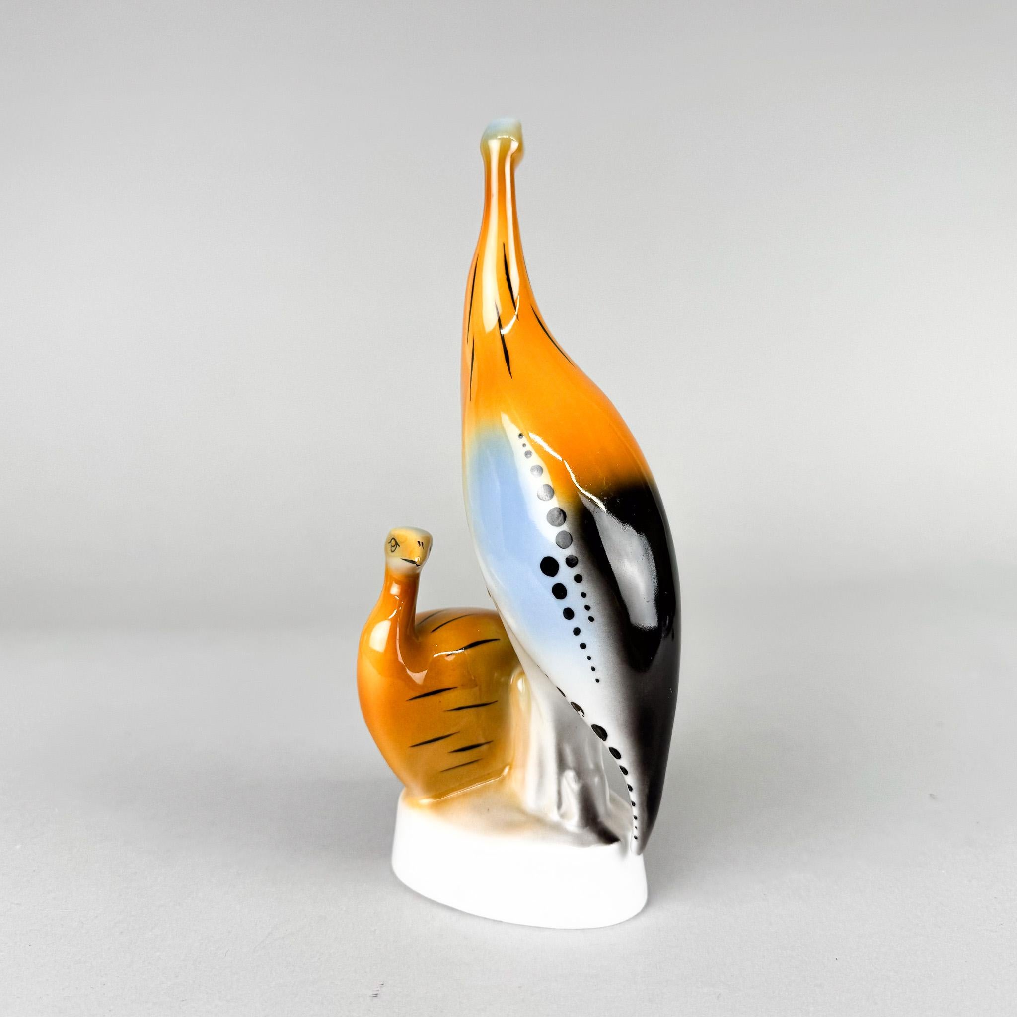 Escultura de porcelana de los años 80 de Hollohaza, Hungría finales del siglo XX en venta