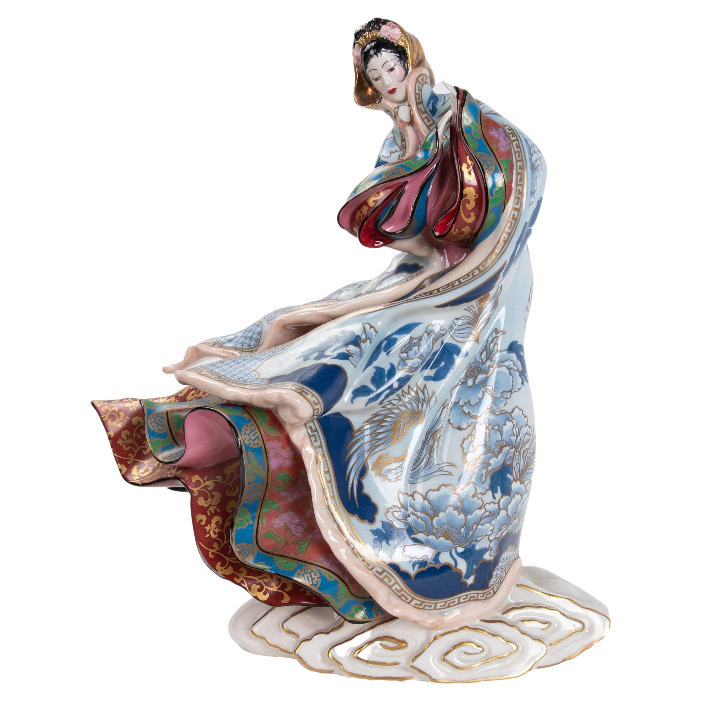 1980s Porcelain Sculpture of a Japanese Woman, Manufactured by the Franklin MInt For Sale