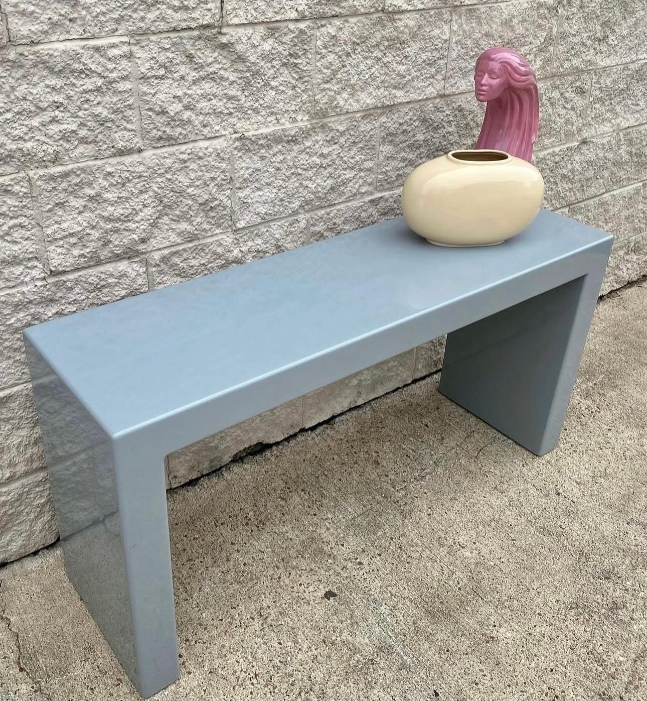 Late 20th Century 1980s Post Modern Grey Fiberglass Sofa Low Console Table For Sale