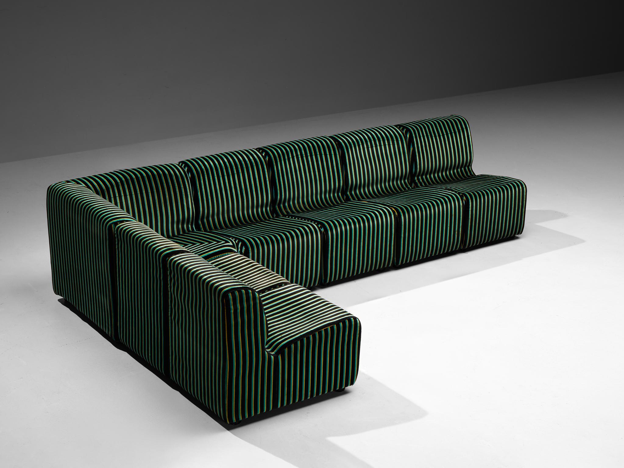 SC-International Poltrone & Arredi, modular sofa, velvet fabric, wood, Italy, 1980s

This sectional sofa takes your breath away easily due to its voluptuous appearance and substantial size. With its comfortable elements, this sofa definitely is the