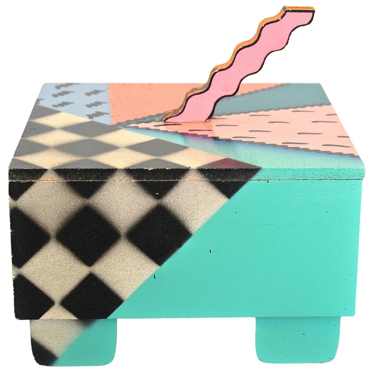 1980s Post Modern Memphis Style Lacquered Handmade Box by Hollis Fingold, Signed For Sale 1