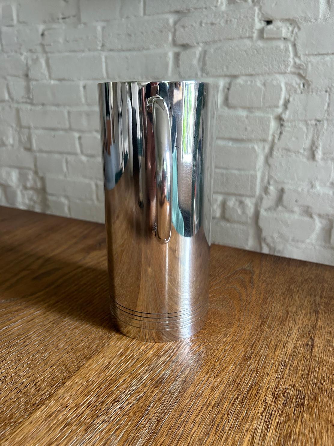 1980s Post Modern Silverplate Water Pitcher by Richard Meier for Swid Powell In Good Condition In Brooklyn, NY
