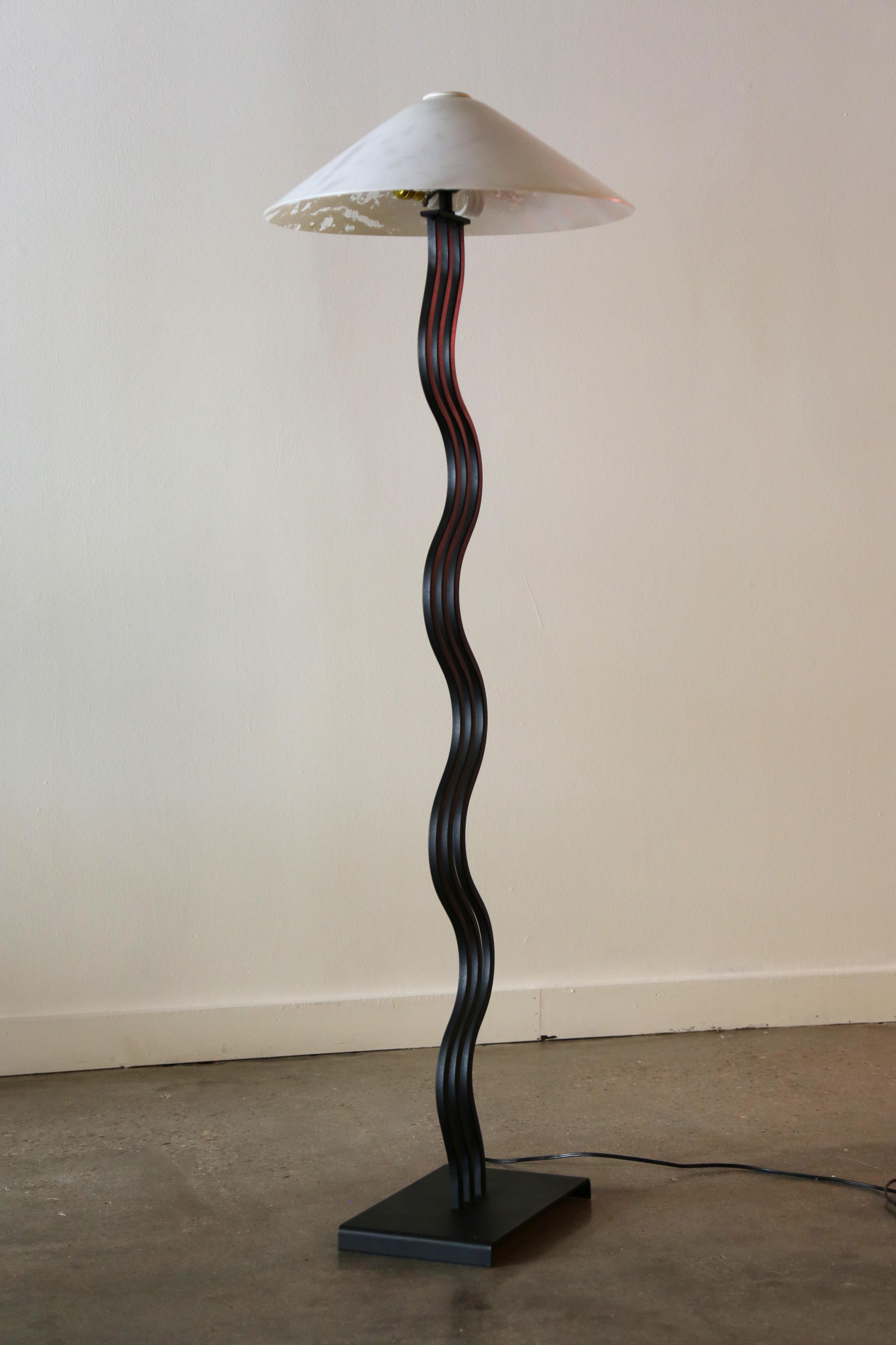 American 1980s Post Modern Squiggle Lamp Iron and Plastic Shade Memphis Style
