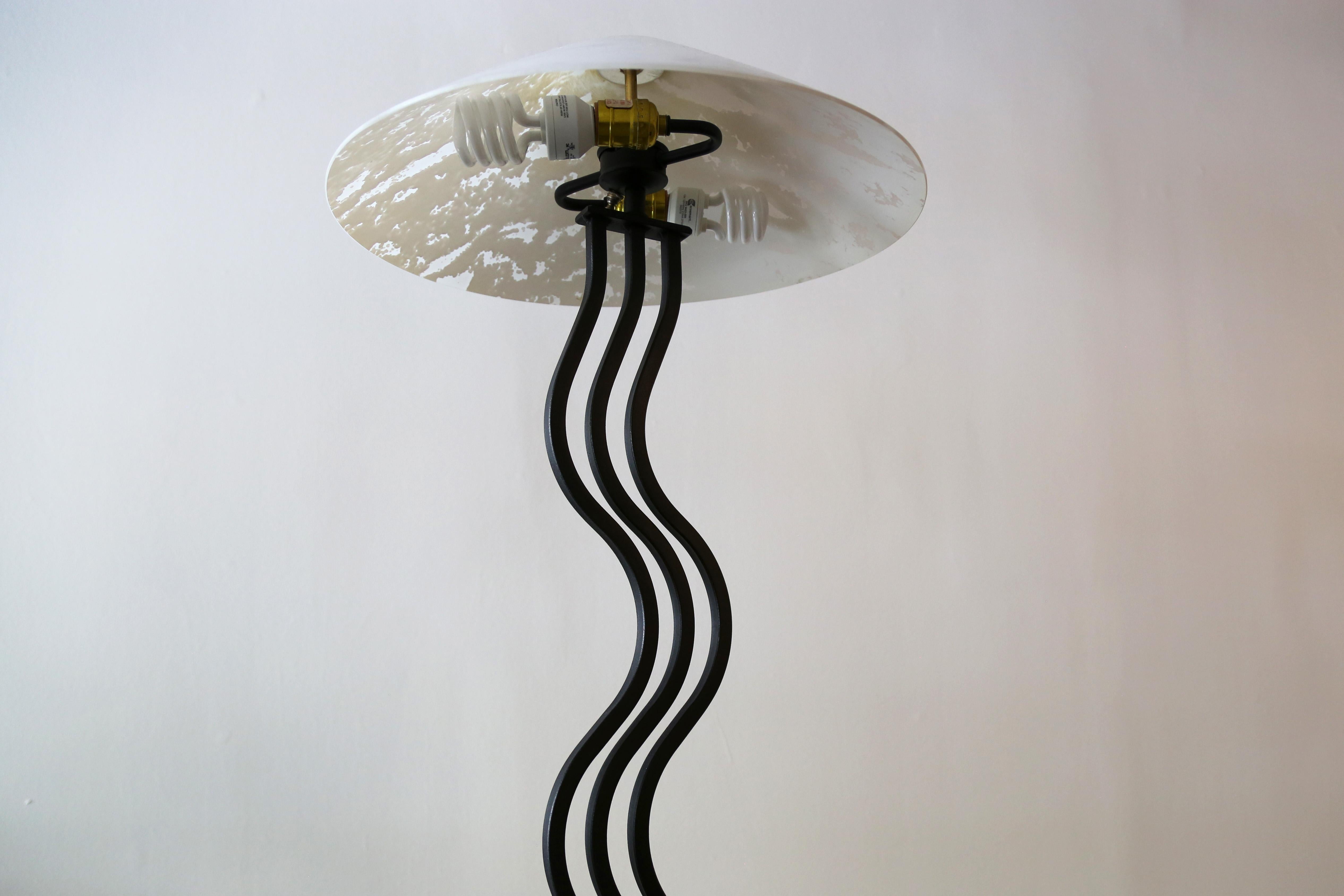 1980s Post Modern Squiggle Lamp Iron and Plastic Shade Memphis Style In Good Condition In Virginia Beach, VA