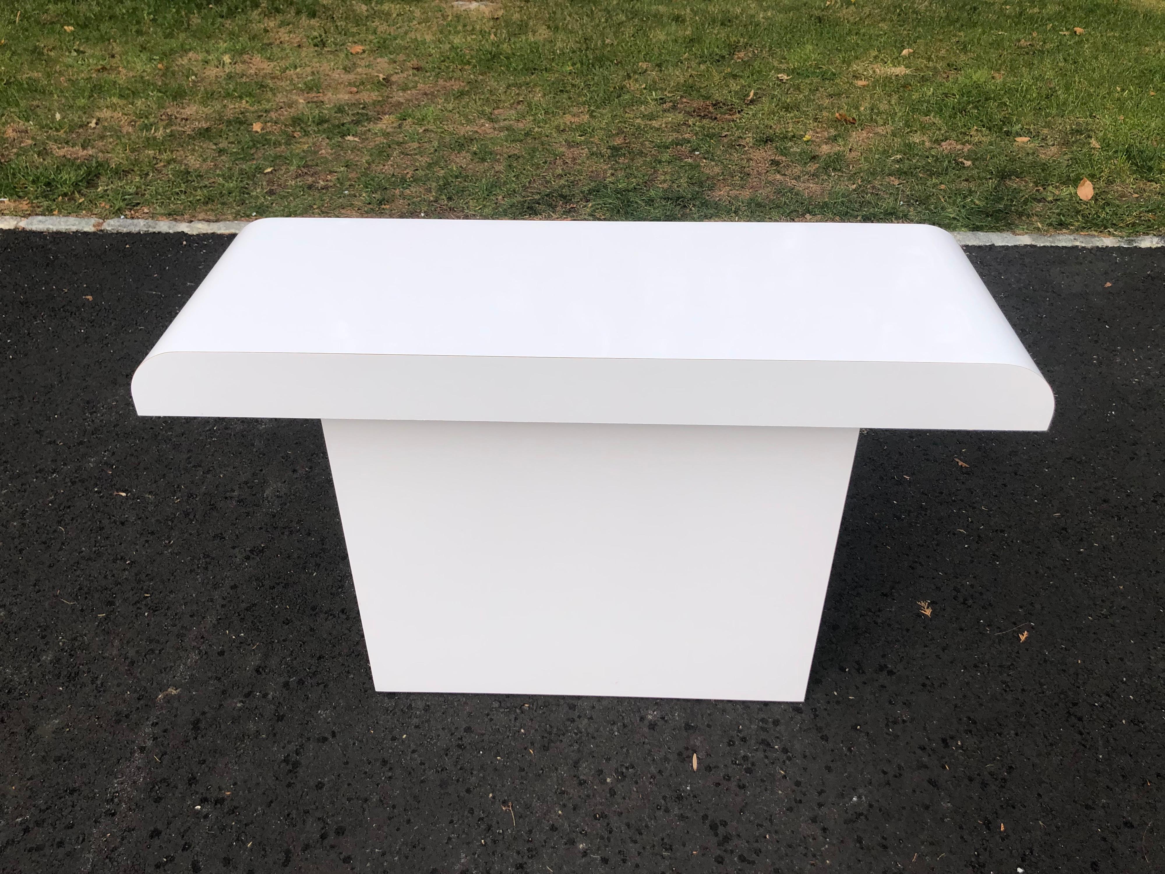 Late 20th Century 1980's Post Modern White Console Table For Sale