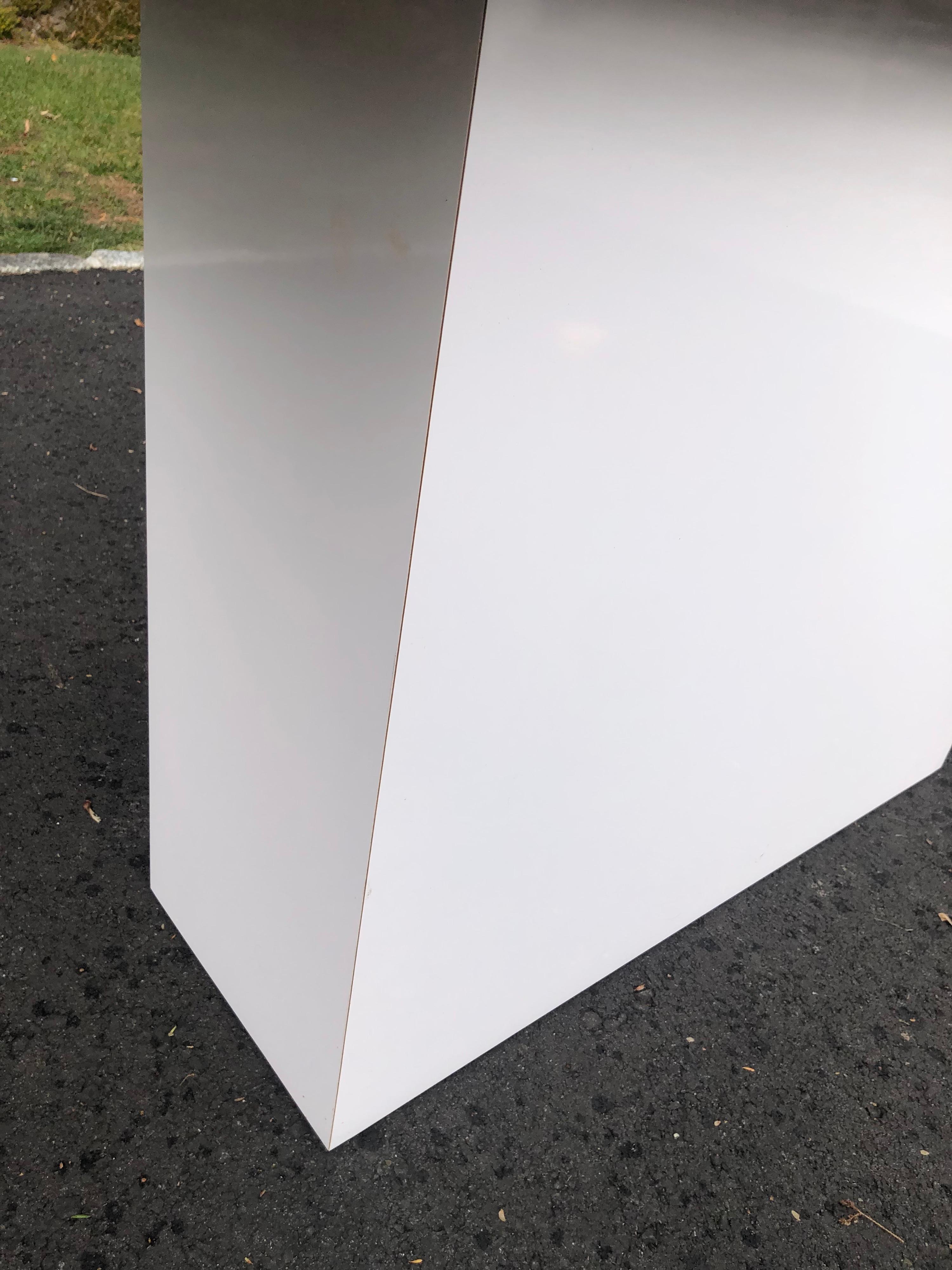 1980's Post Modern White Console Table For Sale 2