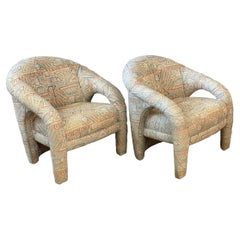 Paire de fauteuils d'arc postmodernes des années 1980 dans le style de Kagan