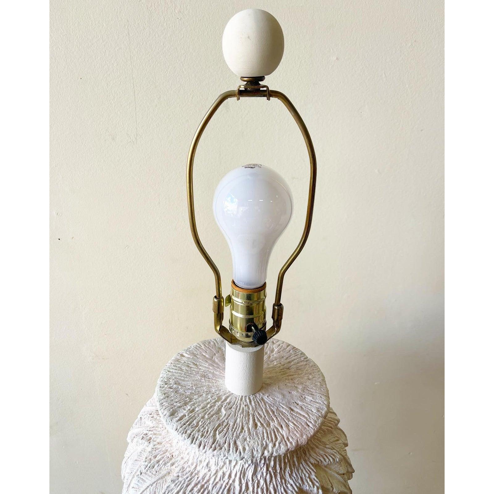 1980s Postmodern Banana Leaf Vase Table Lamp In Good Condition For Sale In Delray Beach, FL