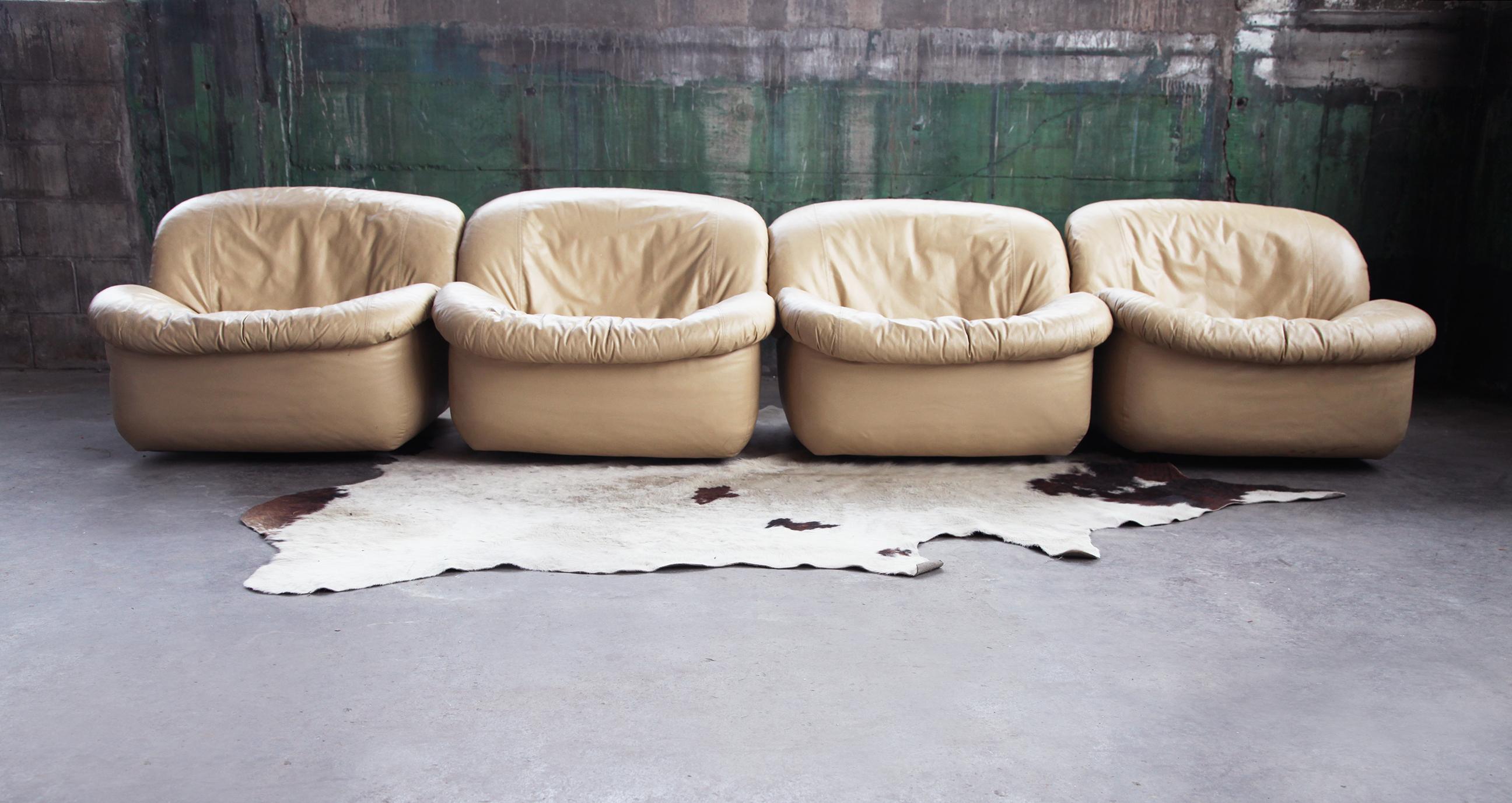 20th Century 1980s Postmodern Beige Leather Swivel Lounge Chair For Sale