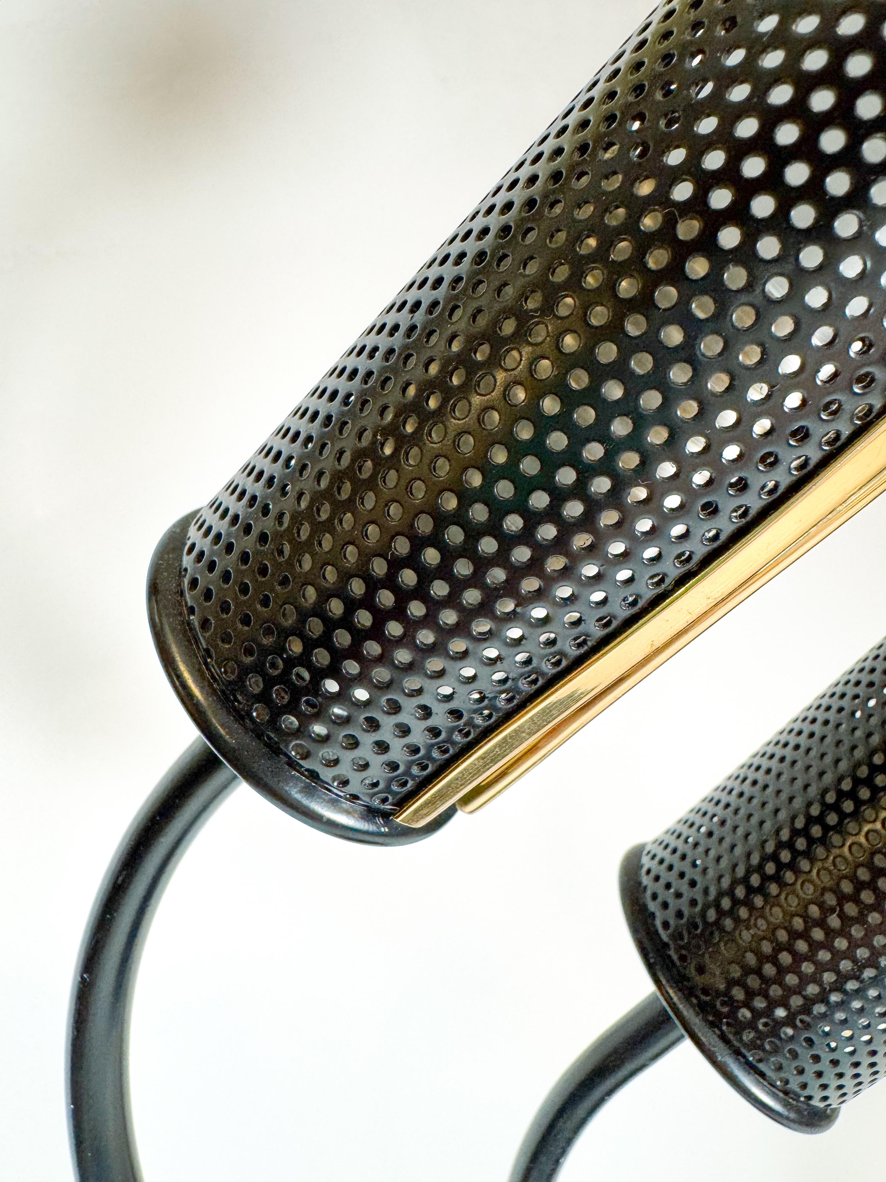 Lámpara de mesa escultórica postmoderna de los años 80 en negro y dorado con 3 luces en Bueno estado para la venta en Toronto, CA