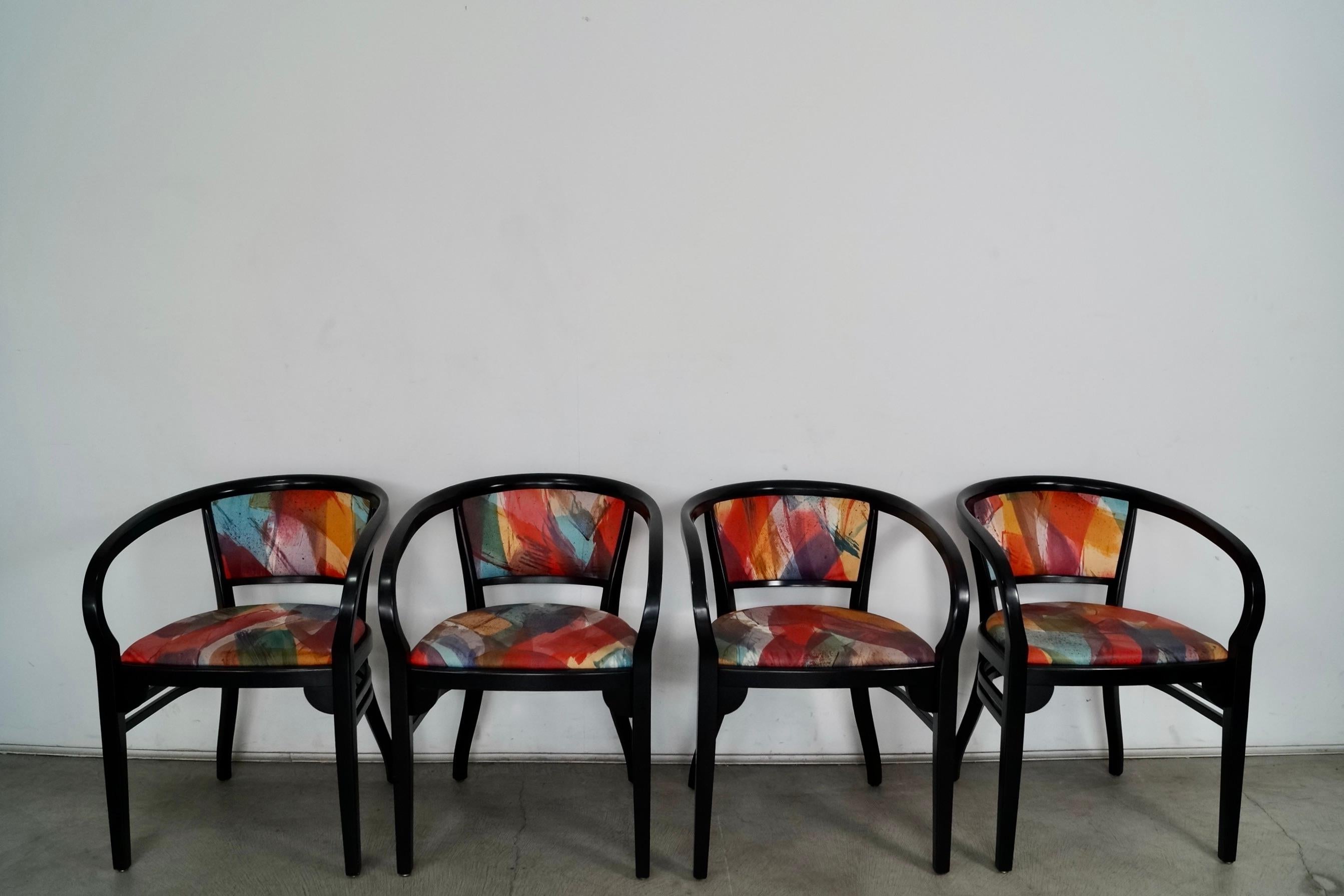 Postmoderno Poltrone da pranzo postmoderne degli anni '80 laccate di nero di Nienkamper - Set di 4 in vendita