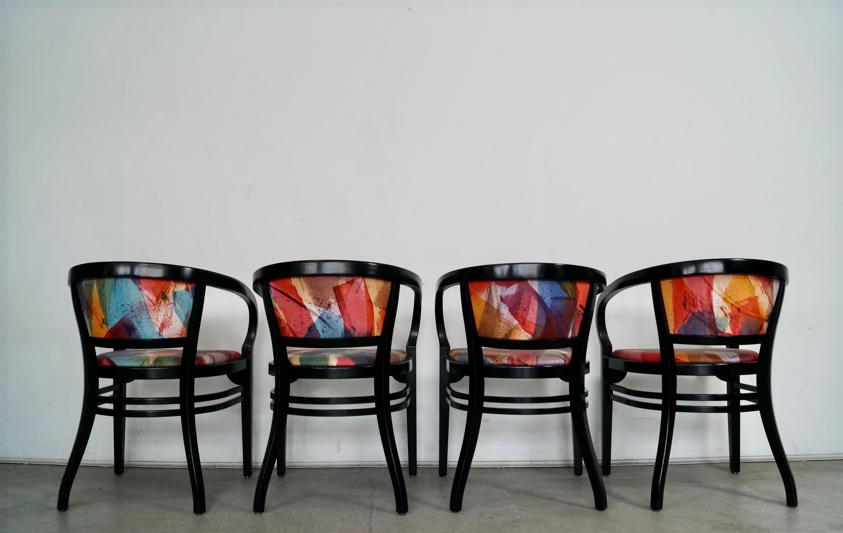Tessuto Poltrone da pranzo postmoderne degli anni '80 laccate di nero di Nienkamper - Set di 4 in vendita