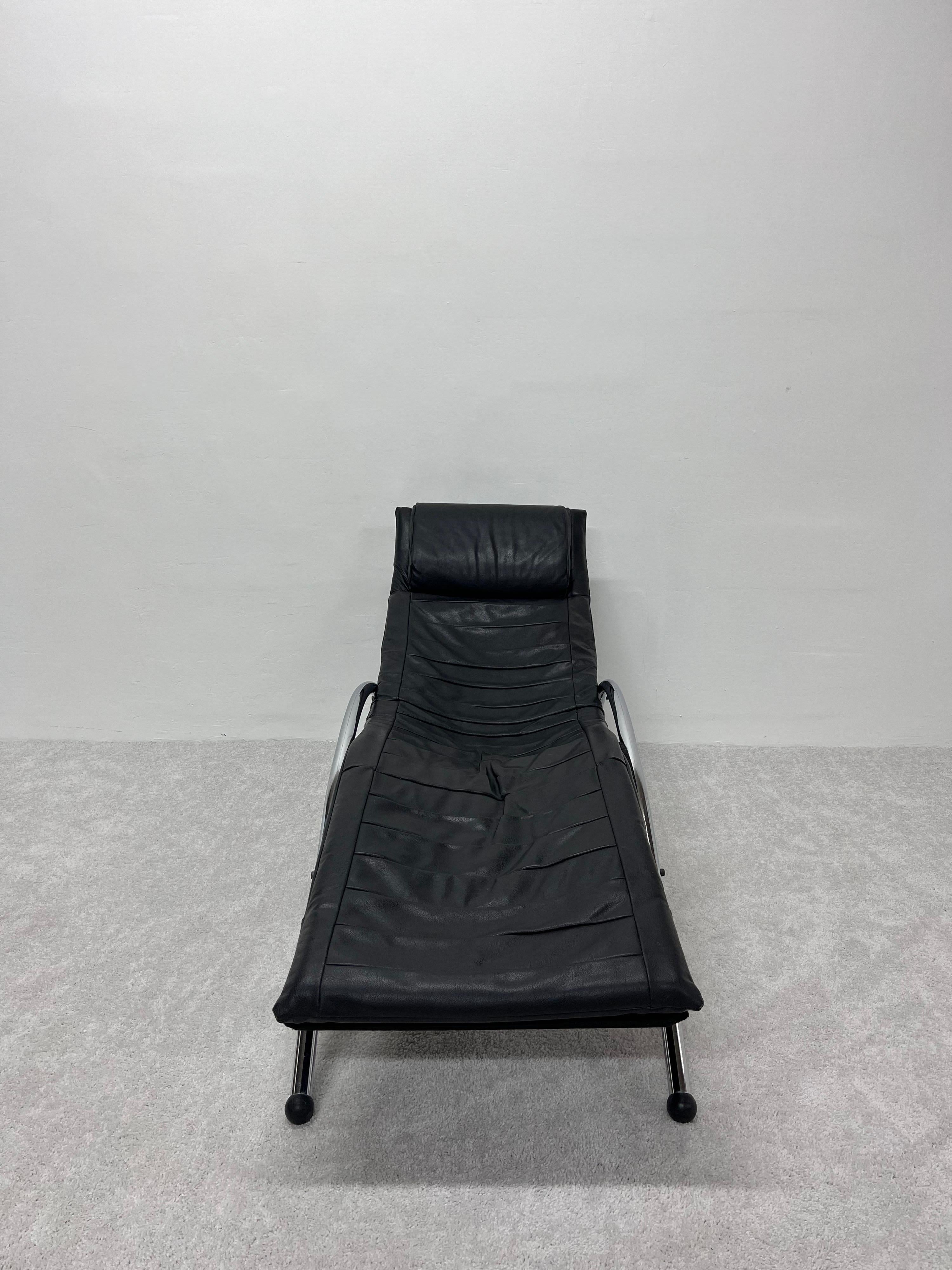 chaise longue tubular