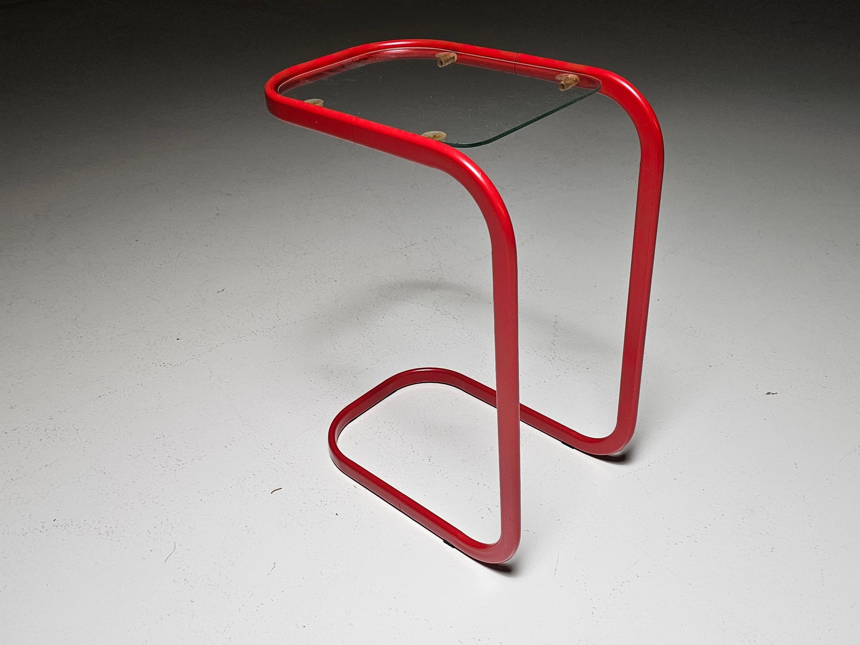 Metal 1980s Postmodern Cantilever C-Table in red lacquered metal and glass For Sale