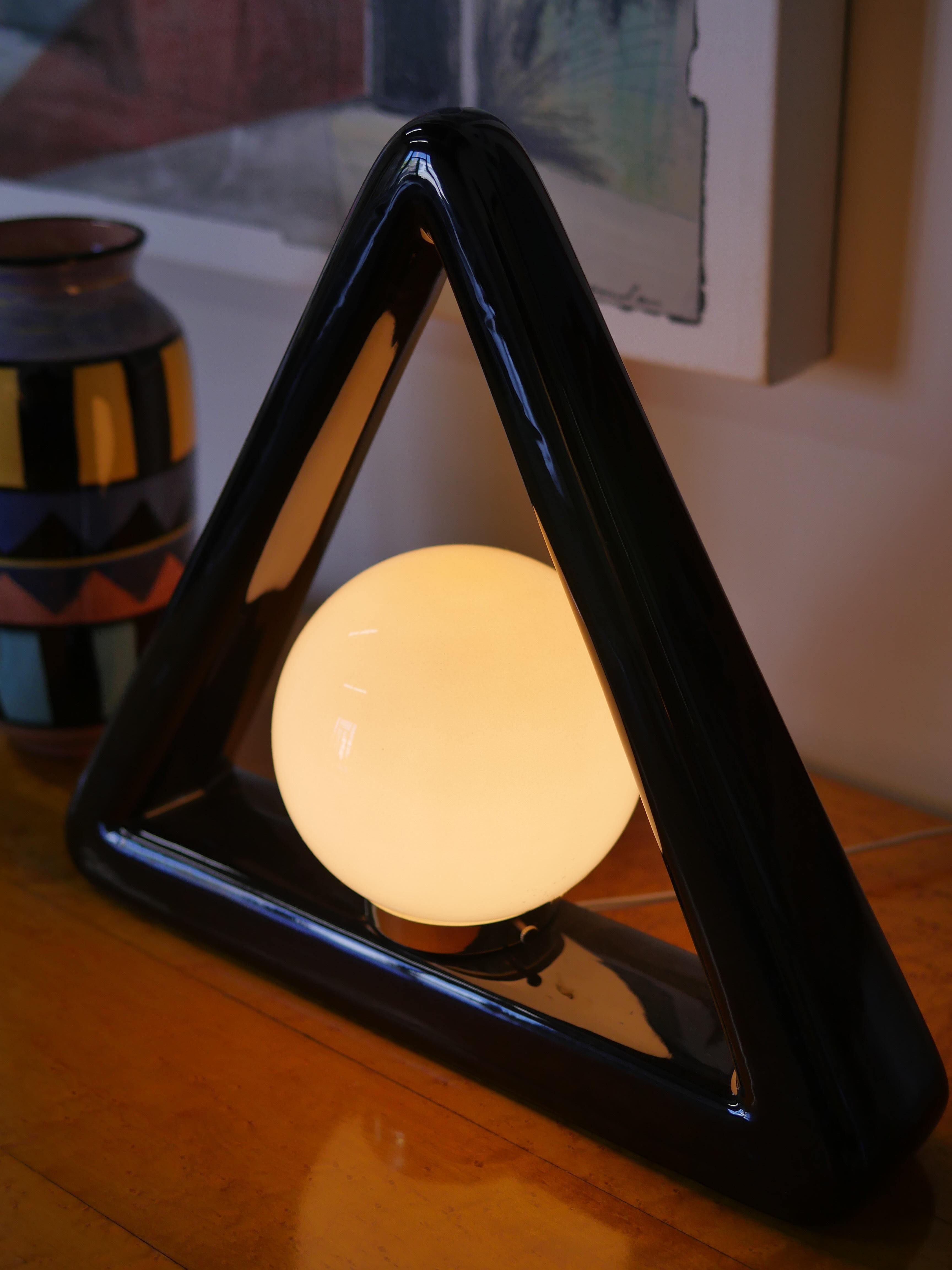 Late 20th Century 1980s Postmodern Ceramic Geometric Table Lamp