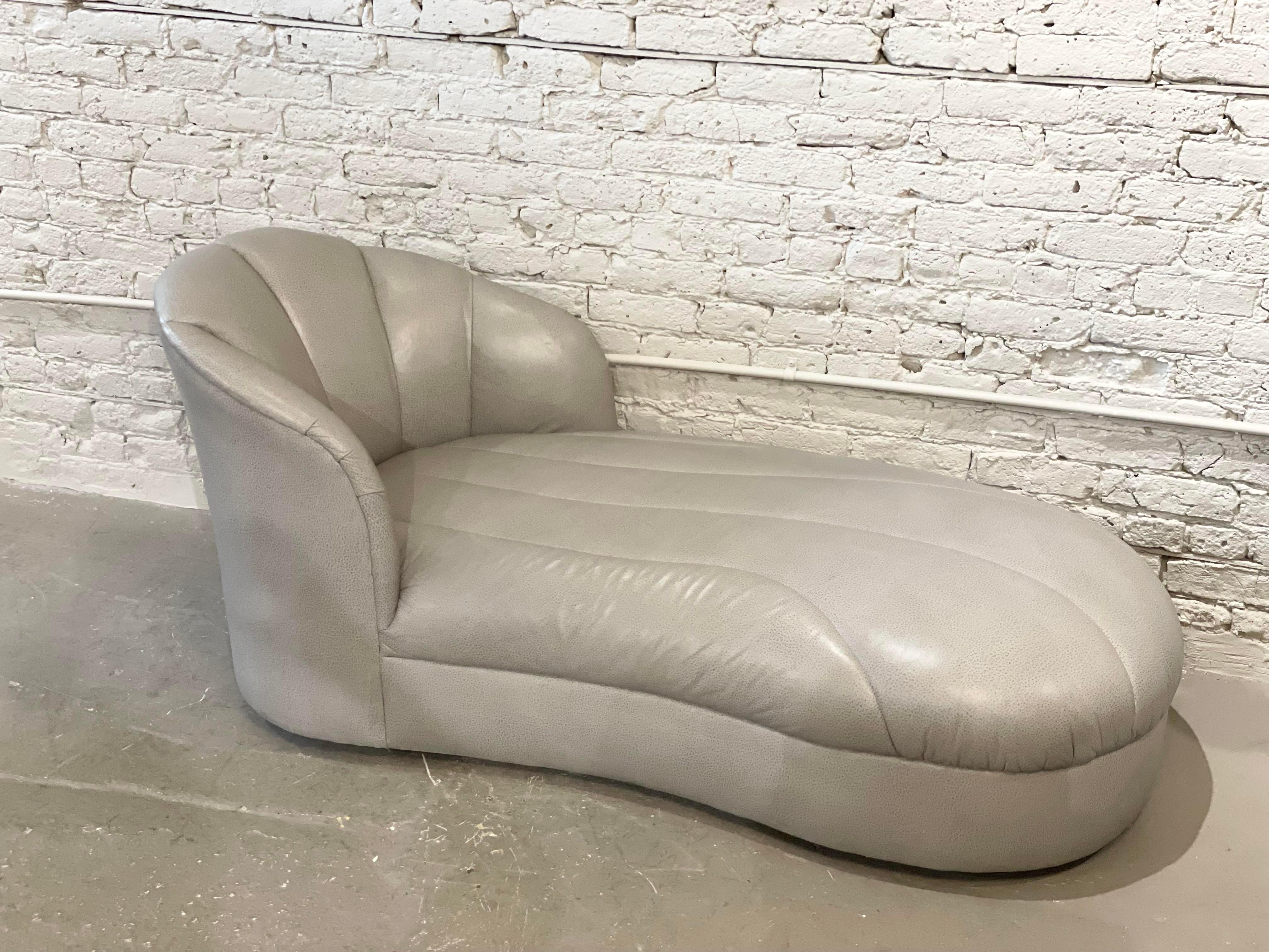 Post-Modern 1980s Postmodern Chaise Lounge