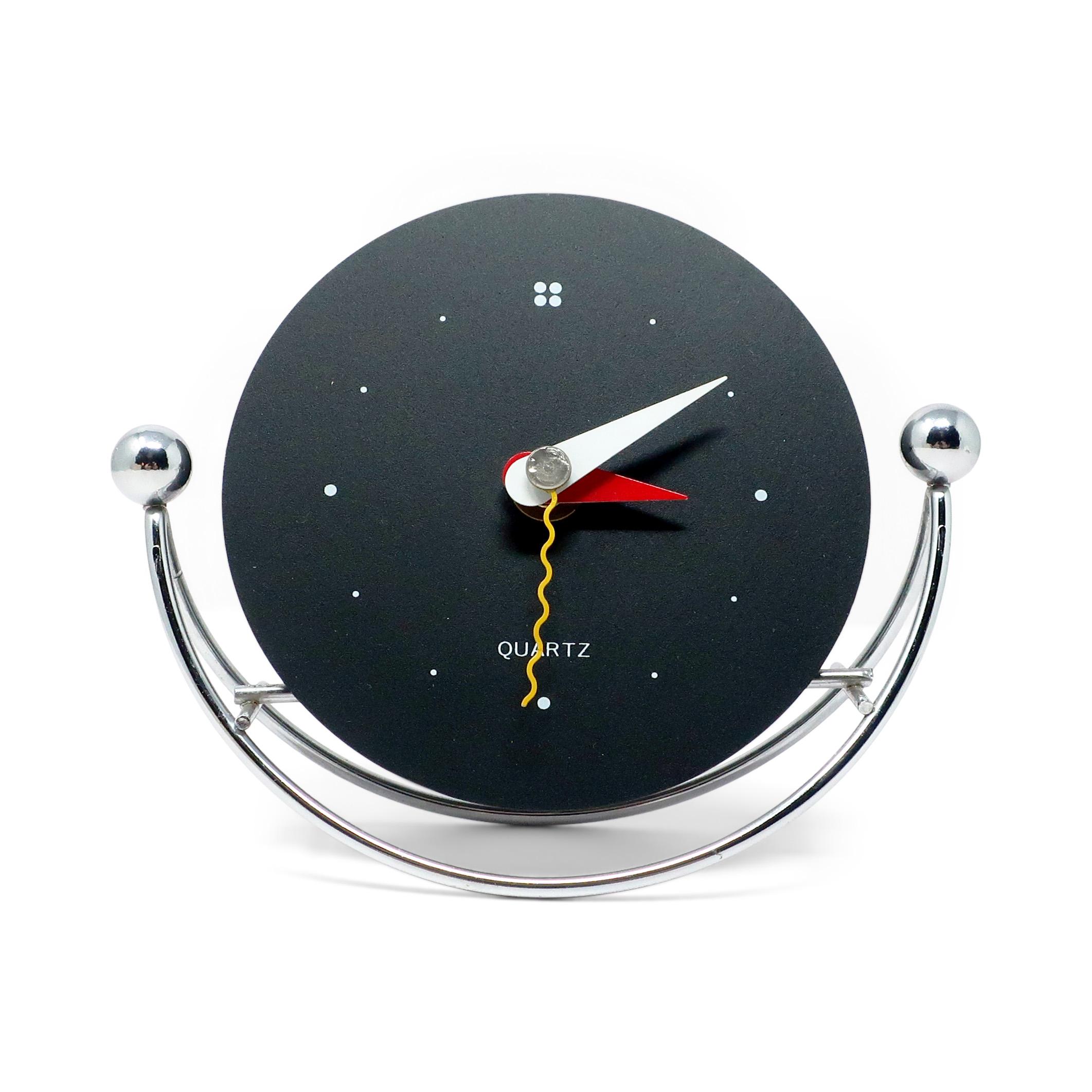 1980s Postmodern Chrome Rocking Desk Clock In condizioni buone in vendita a Brooklyn, NY
