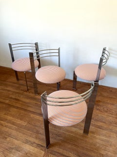 Chaises de salle à manger tripodes en chrome postmoderne des années 1980 - Lot de 4