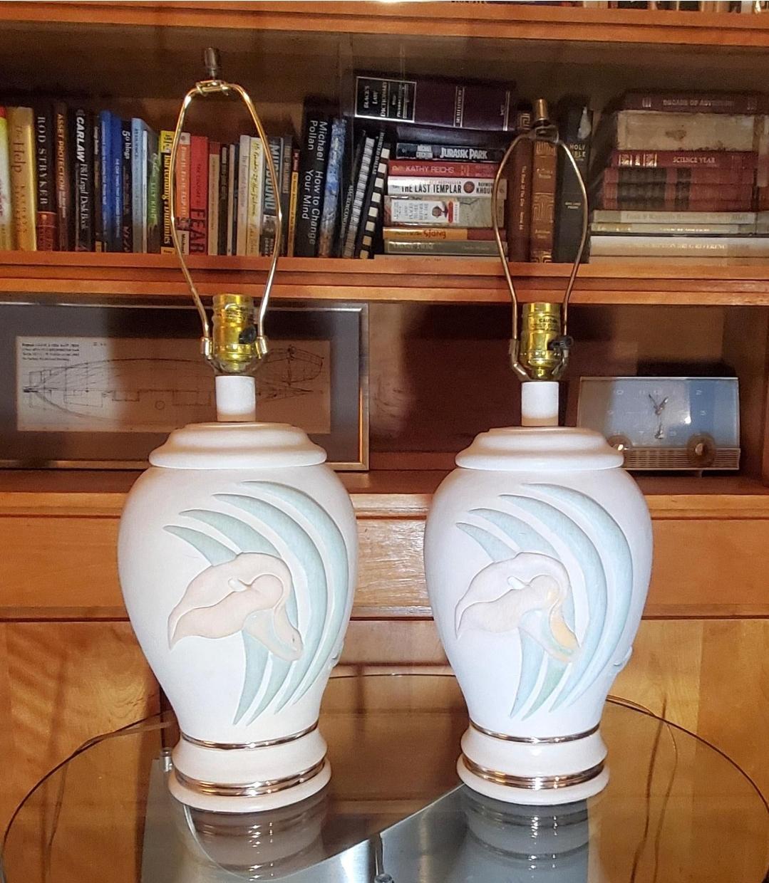 These are very Weekend at Bernies.
Collective Elegance brand.
Pink and green calla lillies.
Gorgeous 1980s postmodern, pastel ceramic lamps.
24