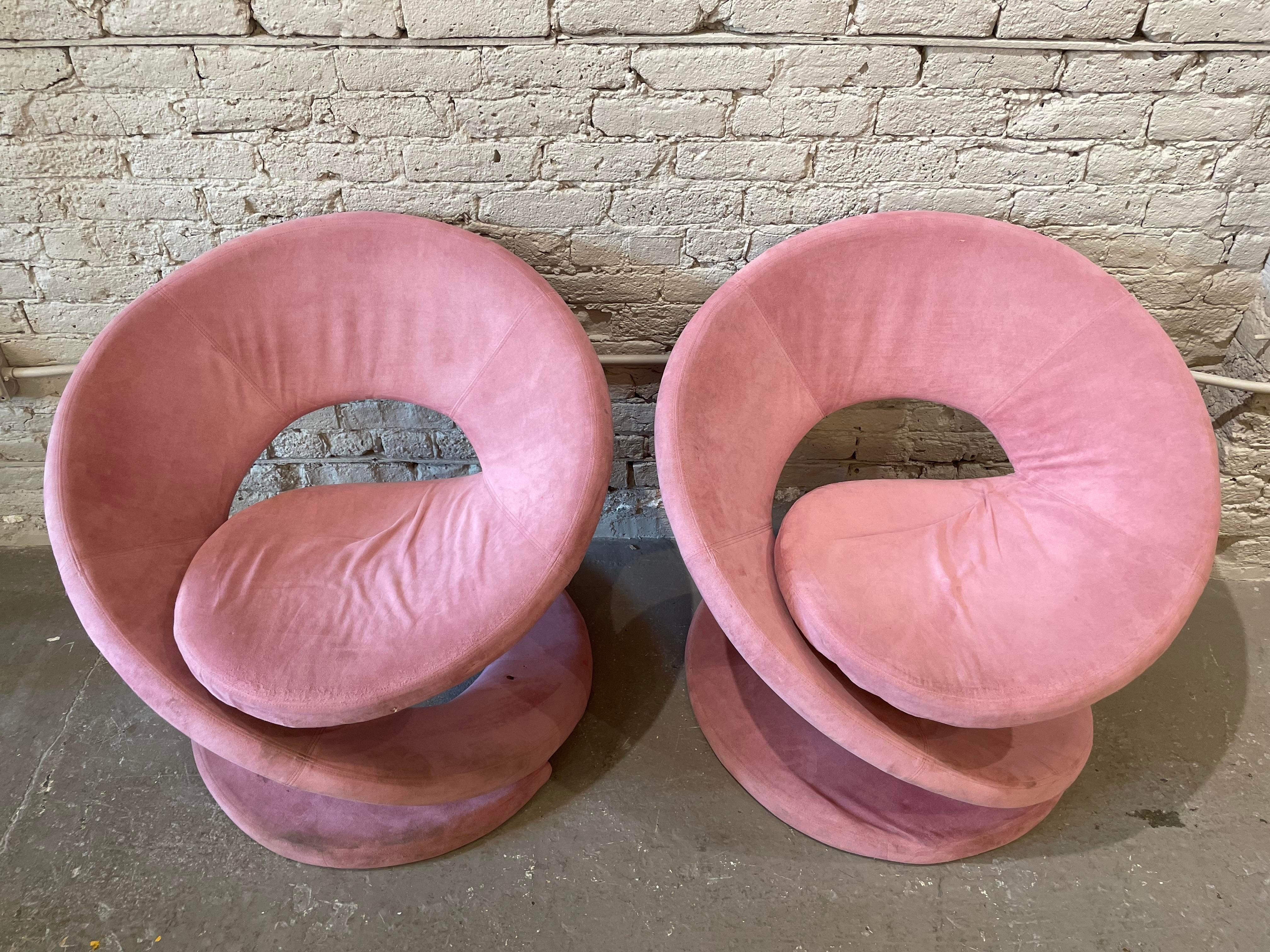 Paire de chaises à carreaux postmodernes des années 1980 attribuées à Jaymar 69 du Québec en vente 4