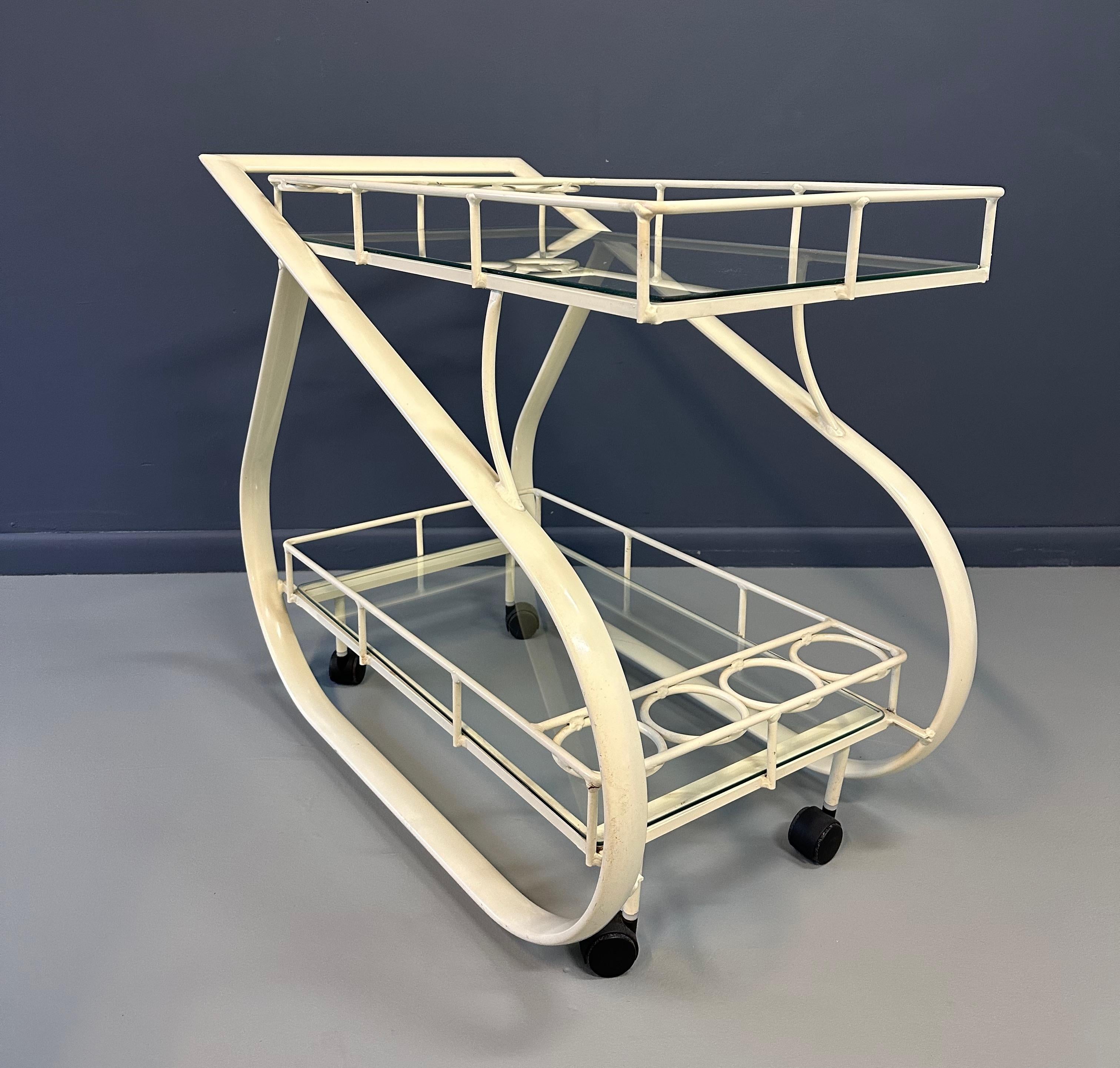 Postmoderner, geschwungener, zweistöckiger Barwagen aus Aluminium, Woodard zugeschrieben Woodard, 1980er Jahre im Angebot 2