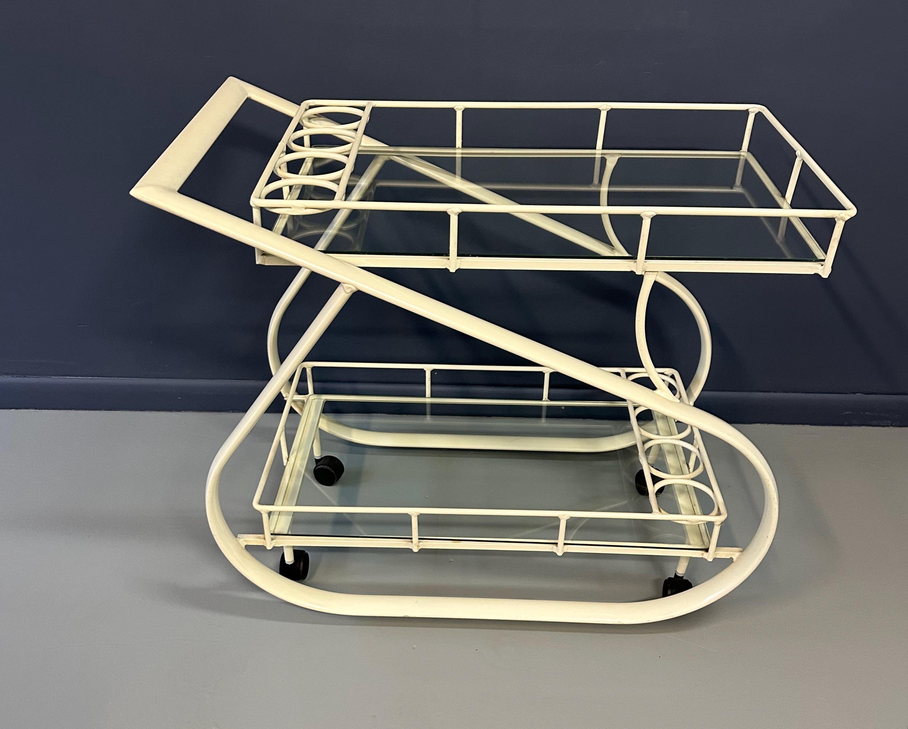 Postmoderner, geschwungener, zweistöckiger Barwagen aus Aluminium, Woodard zugeschrieben Woodard, 1980er Jahre im Angebot 4