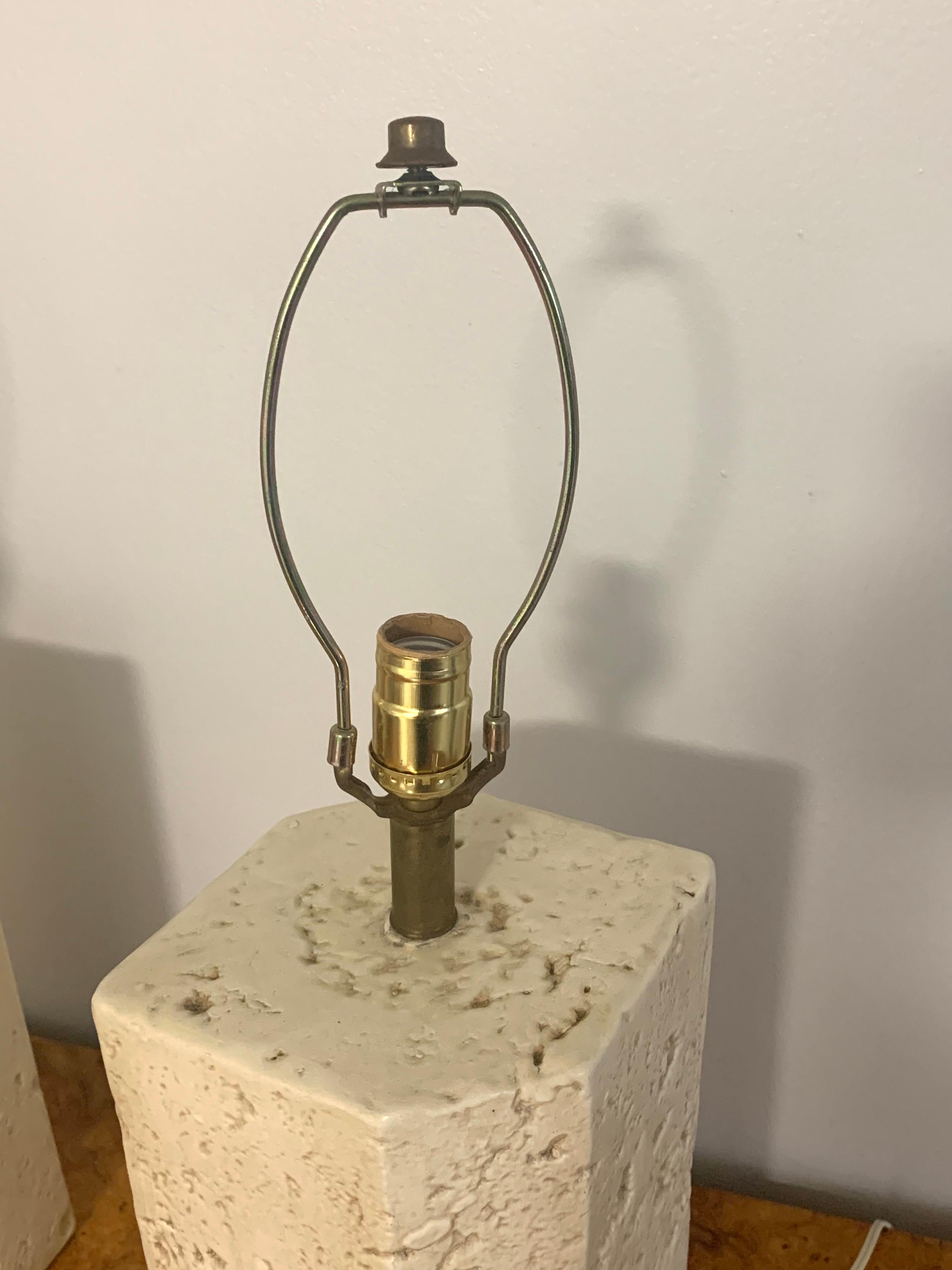 1980s Postmodern Faux Coral Table Lamps, a Pair In Good Condition In Boynton Beach, FL