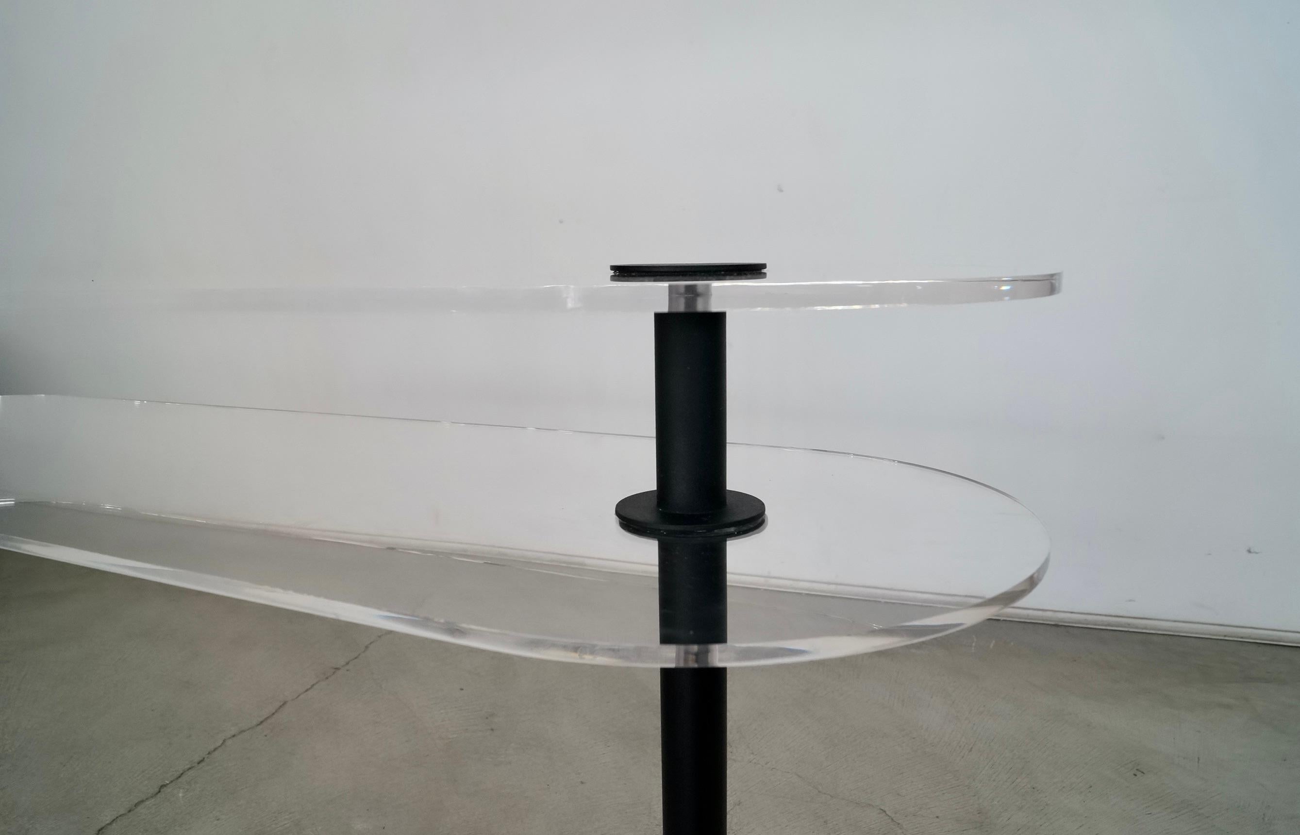 1980er Postmoderne italienische Art Deco Revival Lucite & Metall Konsolentisch im Angebot 15