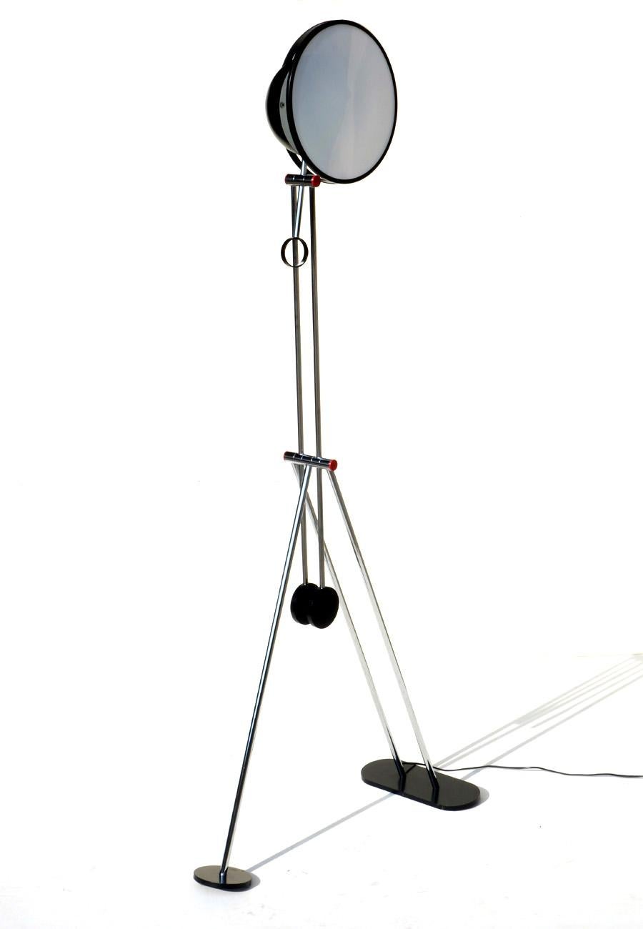 1980s by Erco Postmodern Italian Design Adjustable Floor Lamp For Sale 2