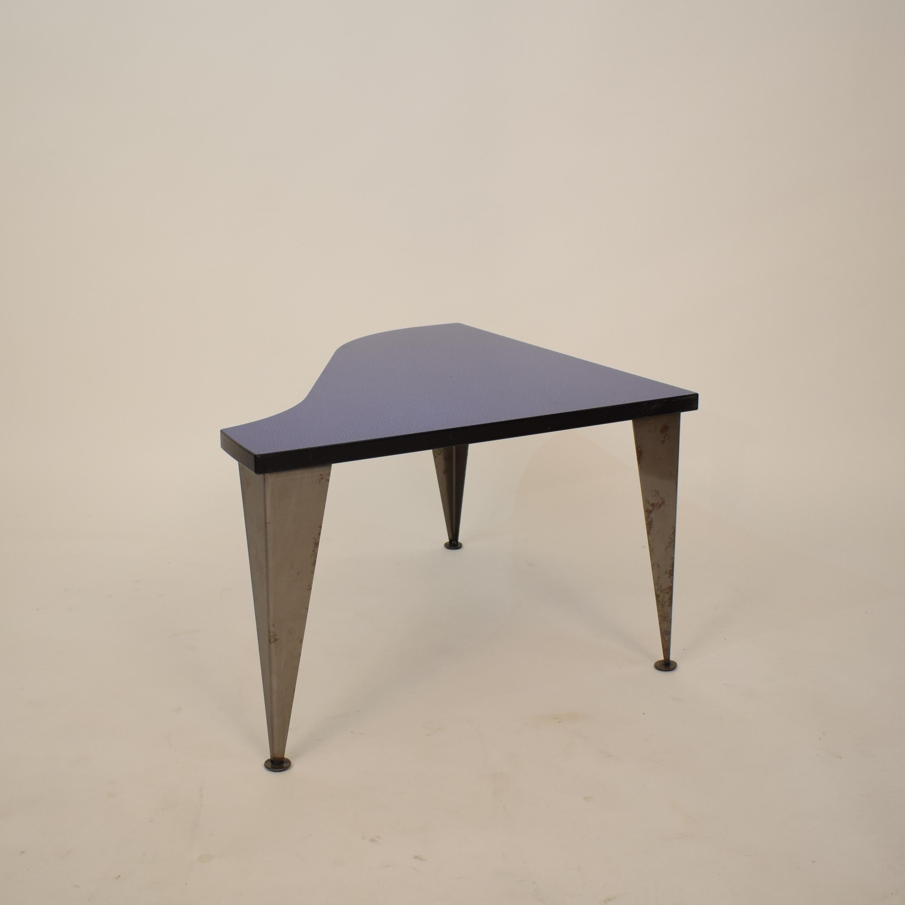 1980s Postmodern Italian Modern Blue, Silver, Black Memphis Group Coffee Table For Sale 5