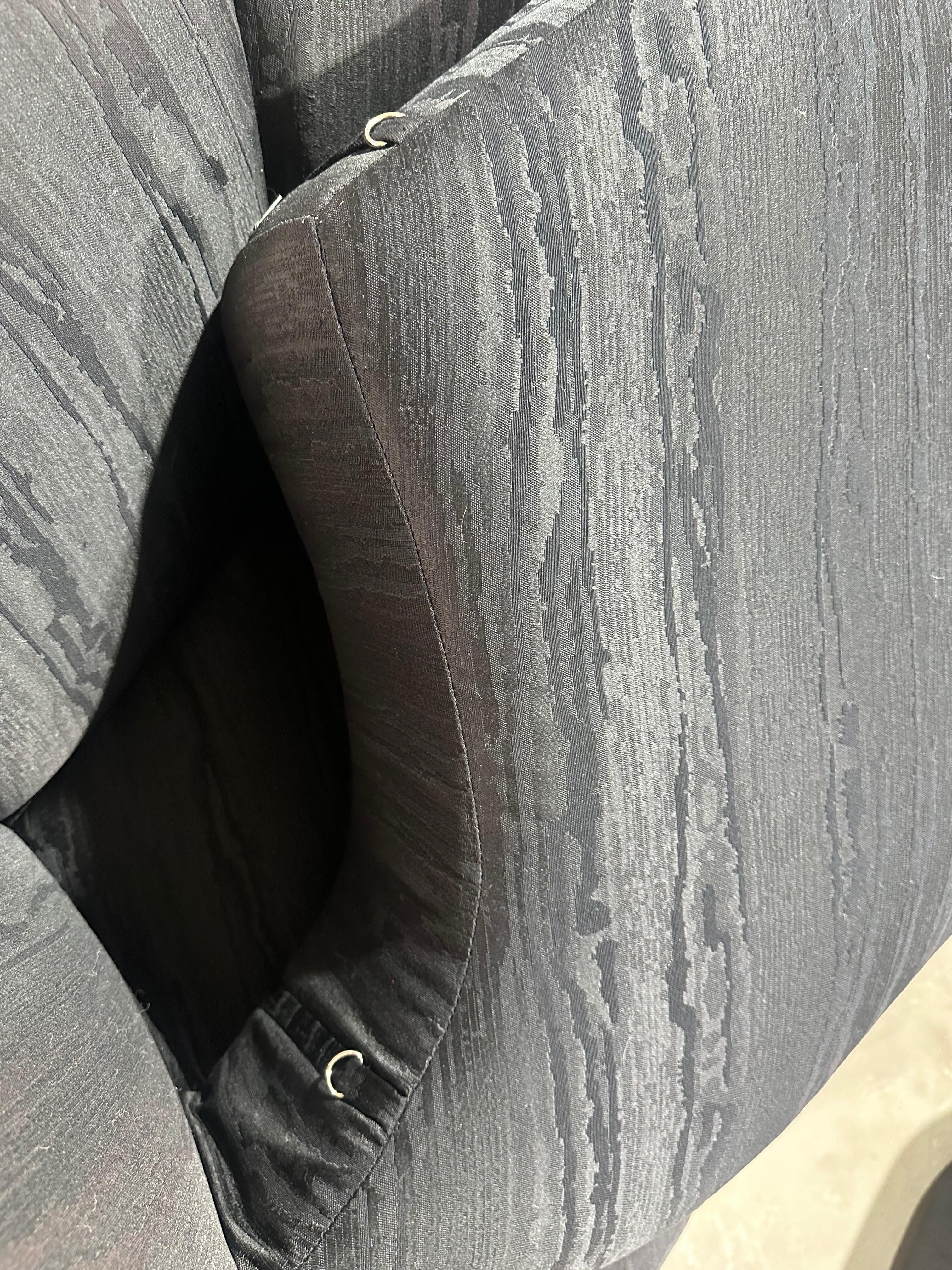 1980’s Postmodern Curved Kidney Bean Shaped Sofa In Good Condition In Lutz, FL