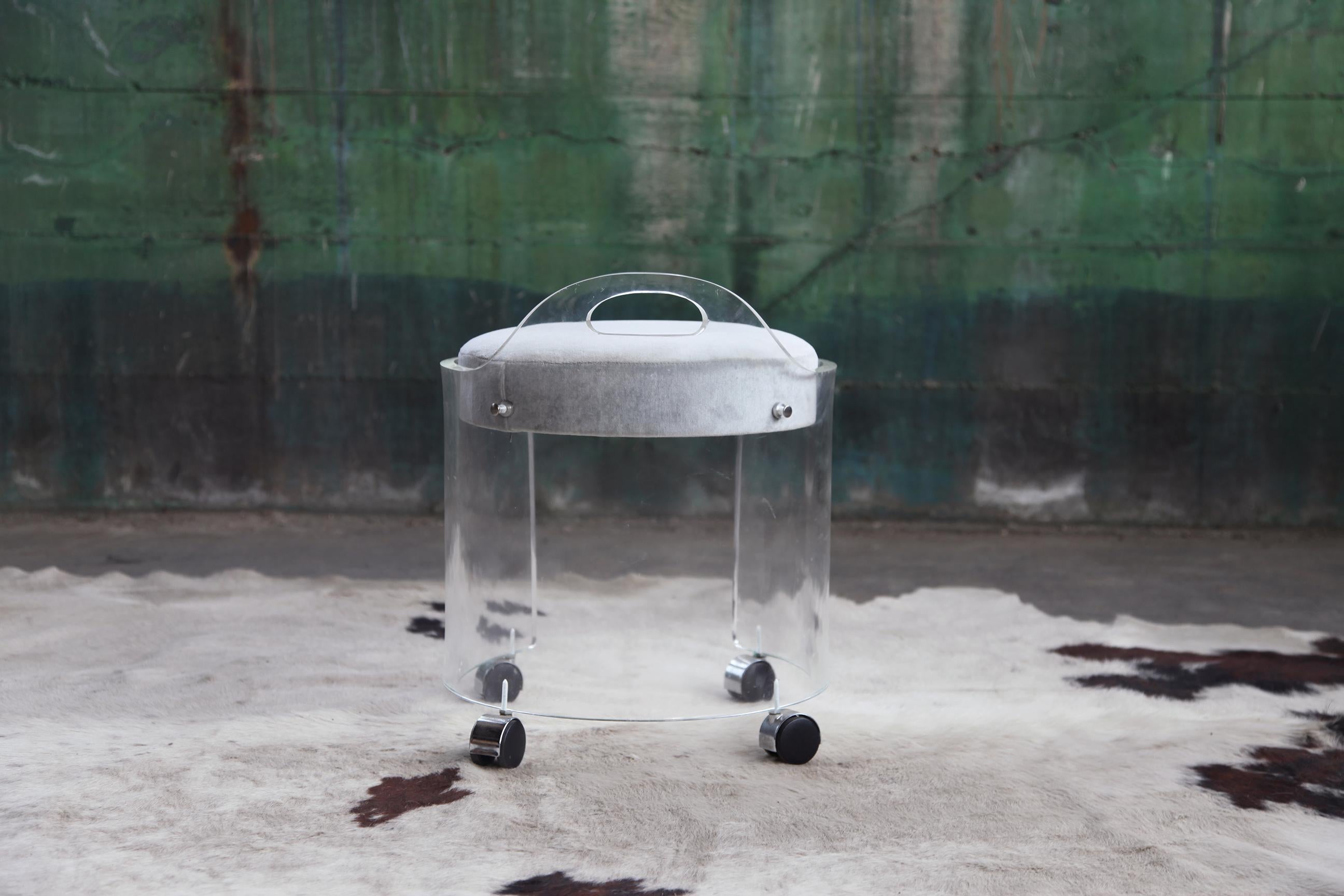 1980s Postmodern Lucite and Light Grey Velour Vanity Stool on Casters 2