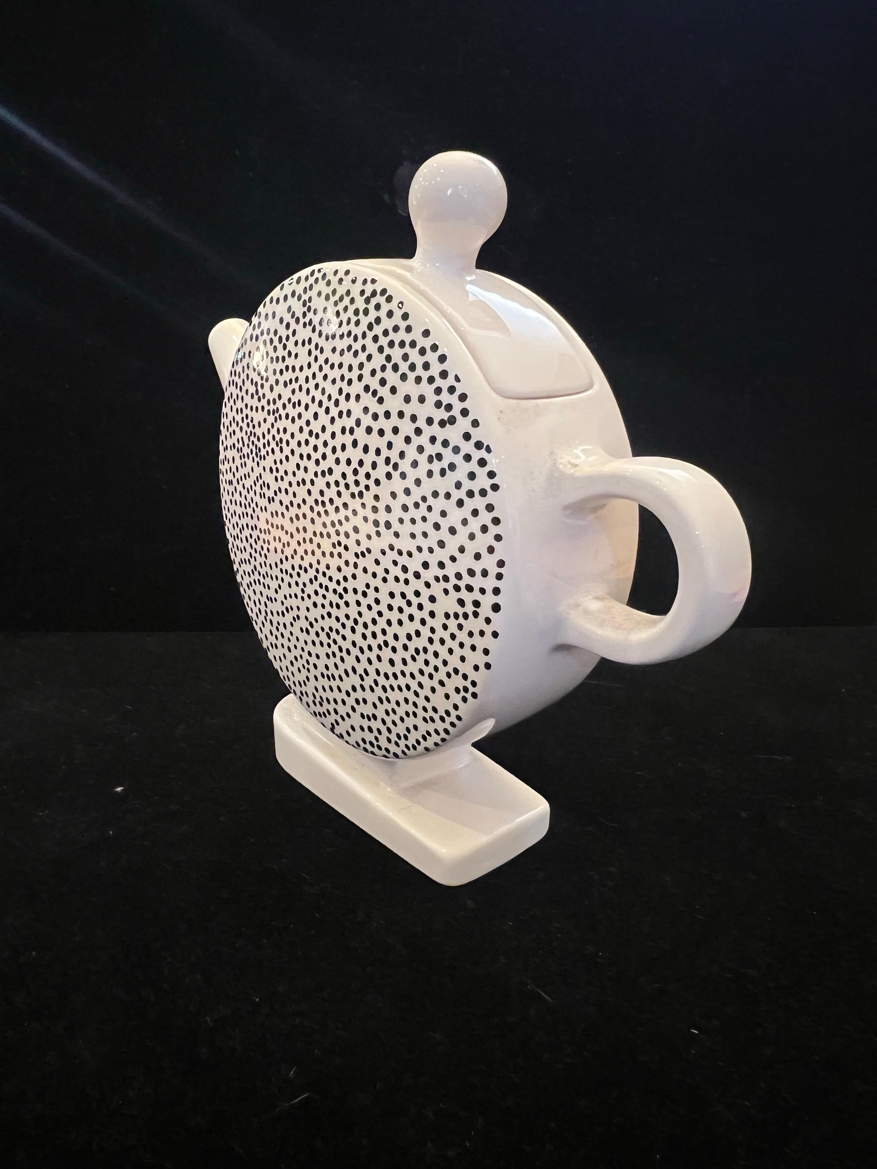 Colección Postmoderna Memphis de los años 80 de Dasch Japan Porcelana Rara Tetera siglo XX en venta