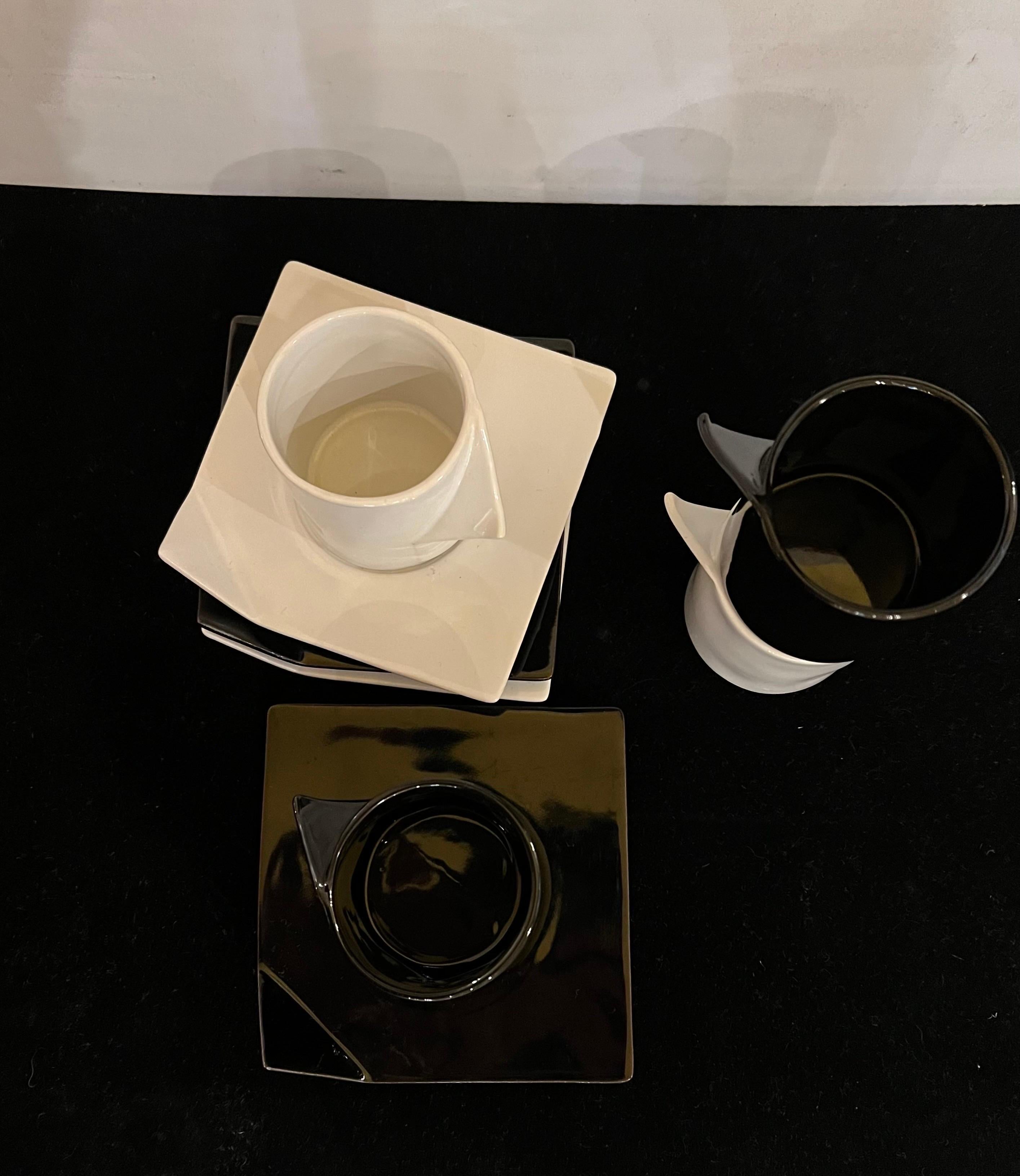 20th Century 1980's Postmodern Memphis Era Set of 4 espresso Ceramic Origami Cups & Saucers 