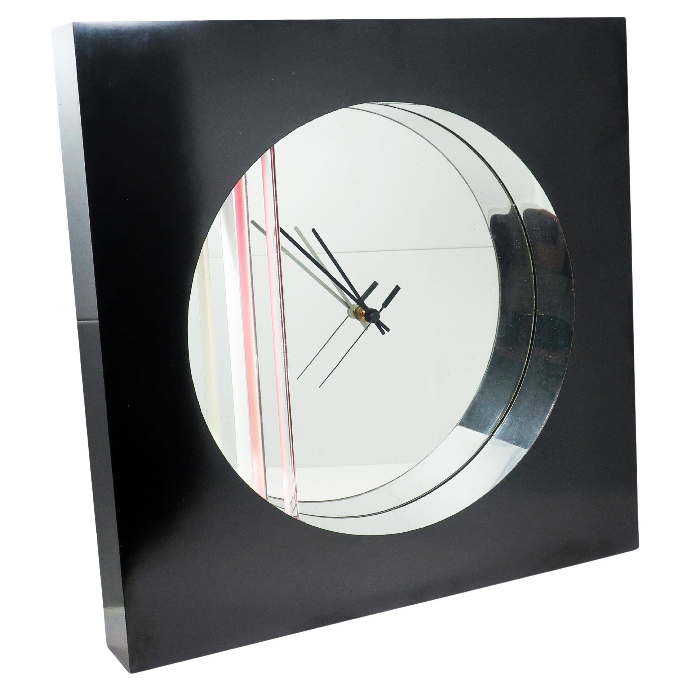 Orologio da parete a specchio postmoderno degli anni '80 di Jon Gilmore per Studio A