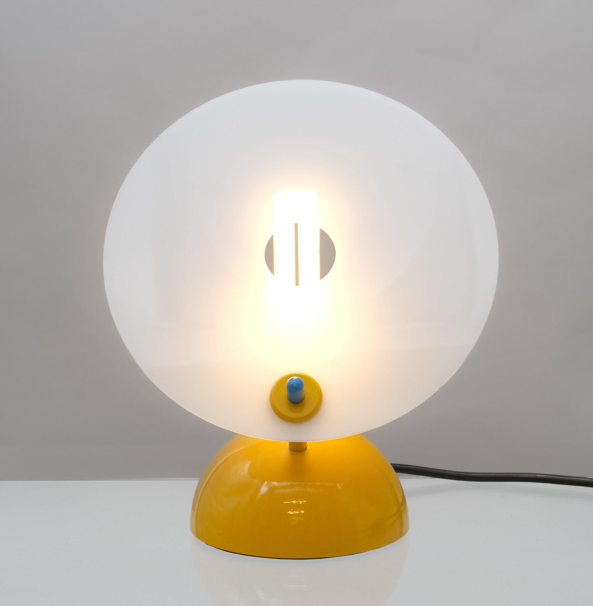 Post-Modern 1980’s Postmodern Pall Table Lamp Designed By Raul Barbieri & Giorgio Marianelli For Sale