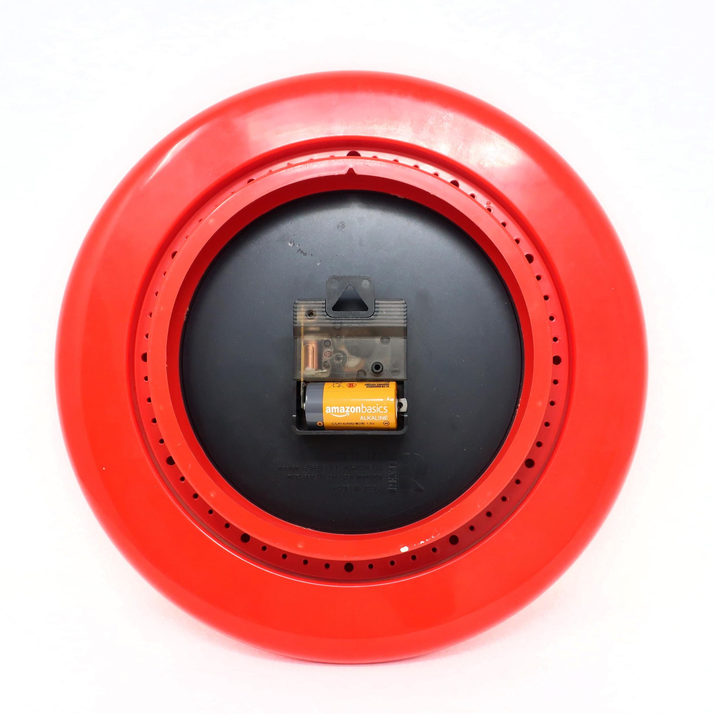 20th Century 1980s Postmodern Red and Black Rexite Zero 980 Wall Clock 