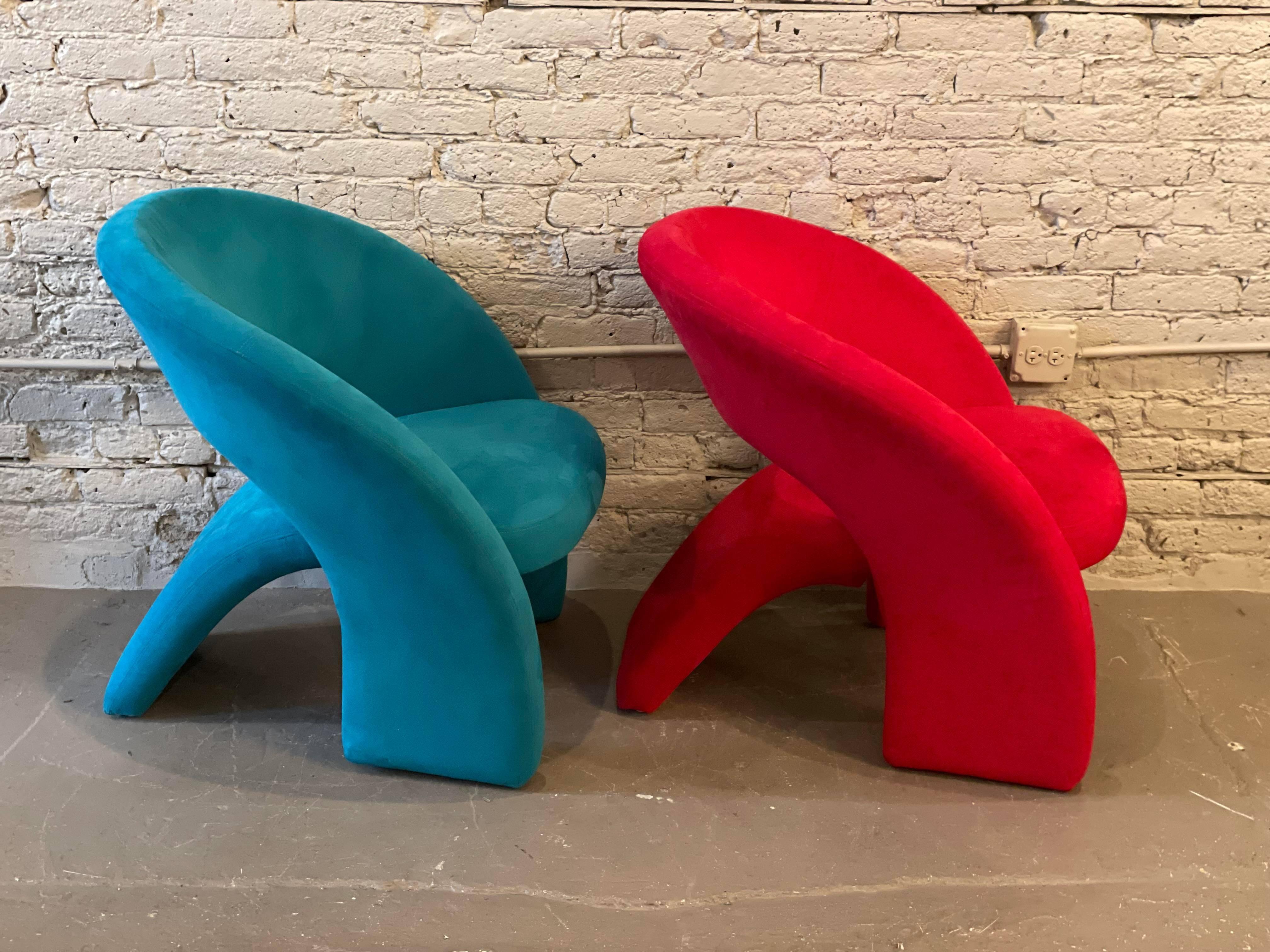 American 1980s Postmodern Sculptural Chairs in the Manner of Jaymar, a Pair