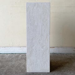 Piédestal postmoderne des années 1980 en finition stuc