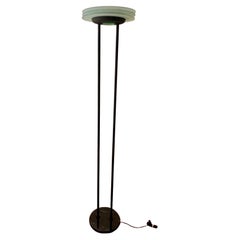 Postmoderne Stehlampe aus den 1980er Jahren mit dreifachem Milchglasschirm