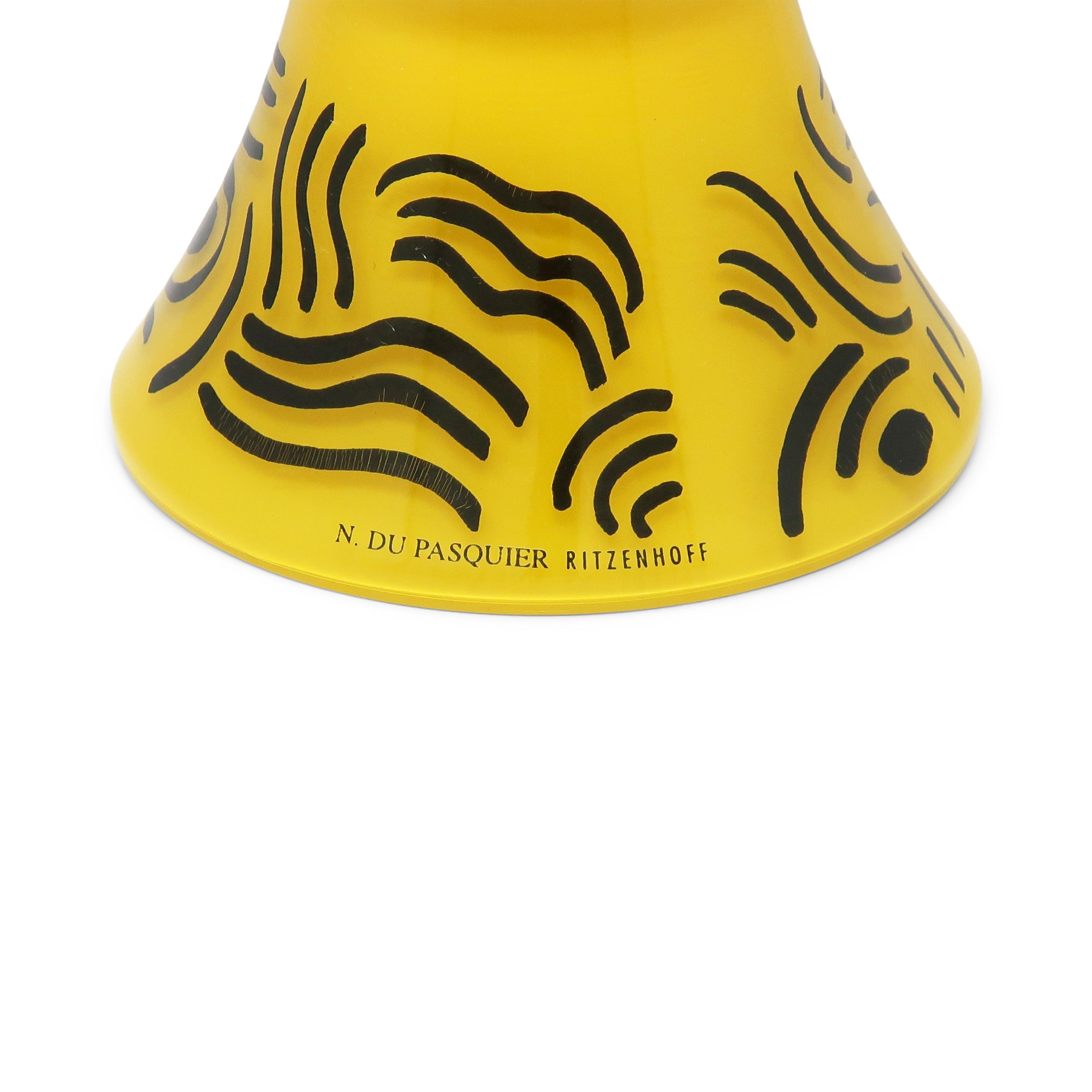 Vaso di vetro postmoderno degli anni '80 