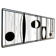 Escultura geométrica de metal de pared postmoderna de los años 80