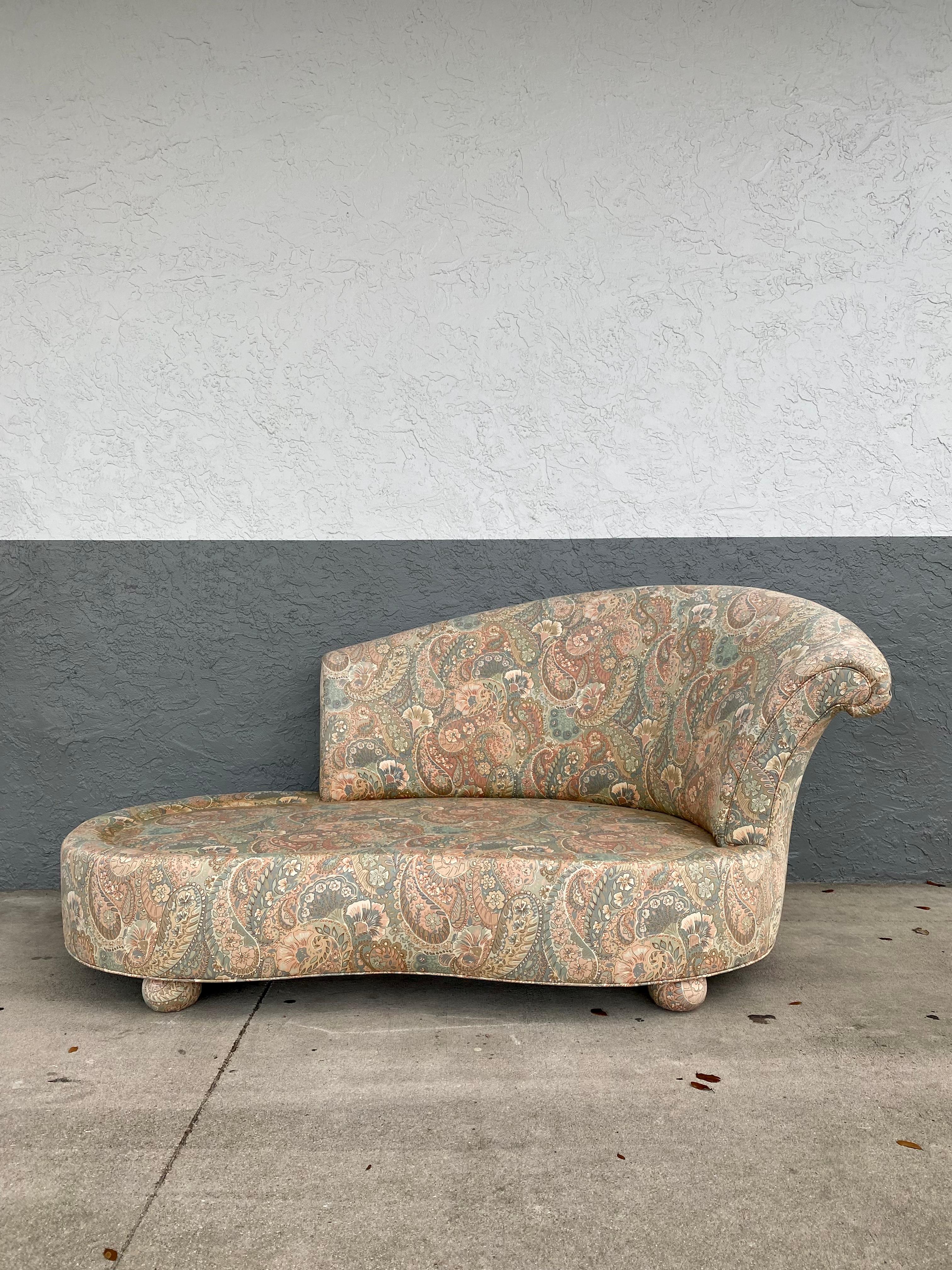 1980s Preview Paisley Kidney Sculptural Chaise For Sale 5