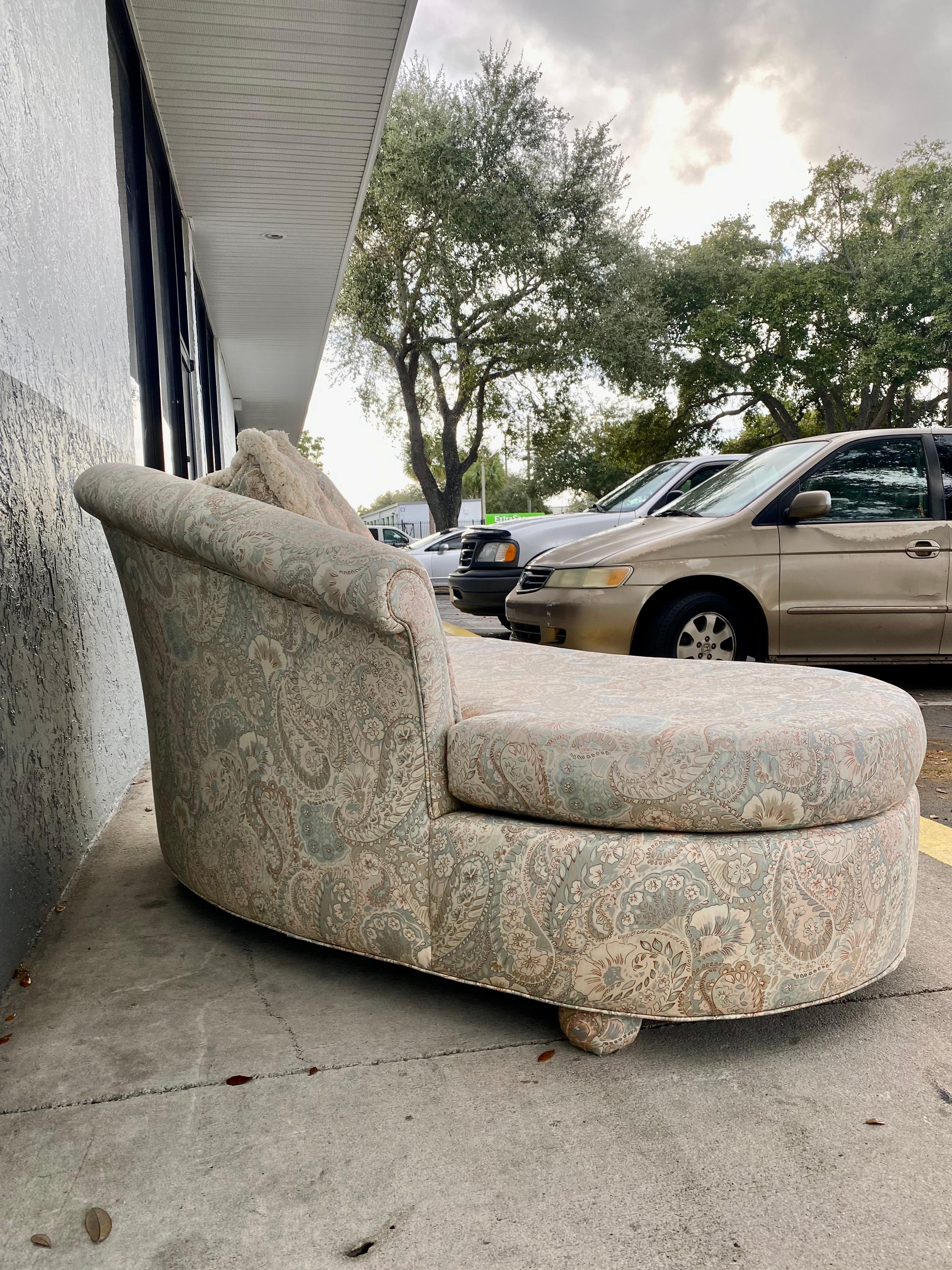 1980s Preview Paisley Kidney Sculptural Chaise For Sale 1