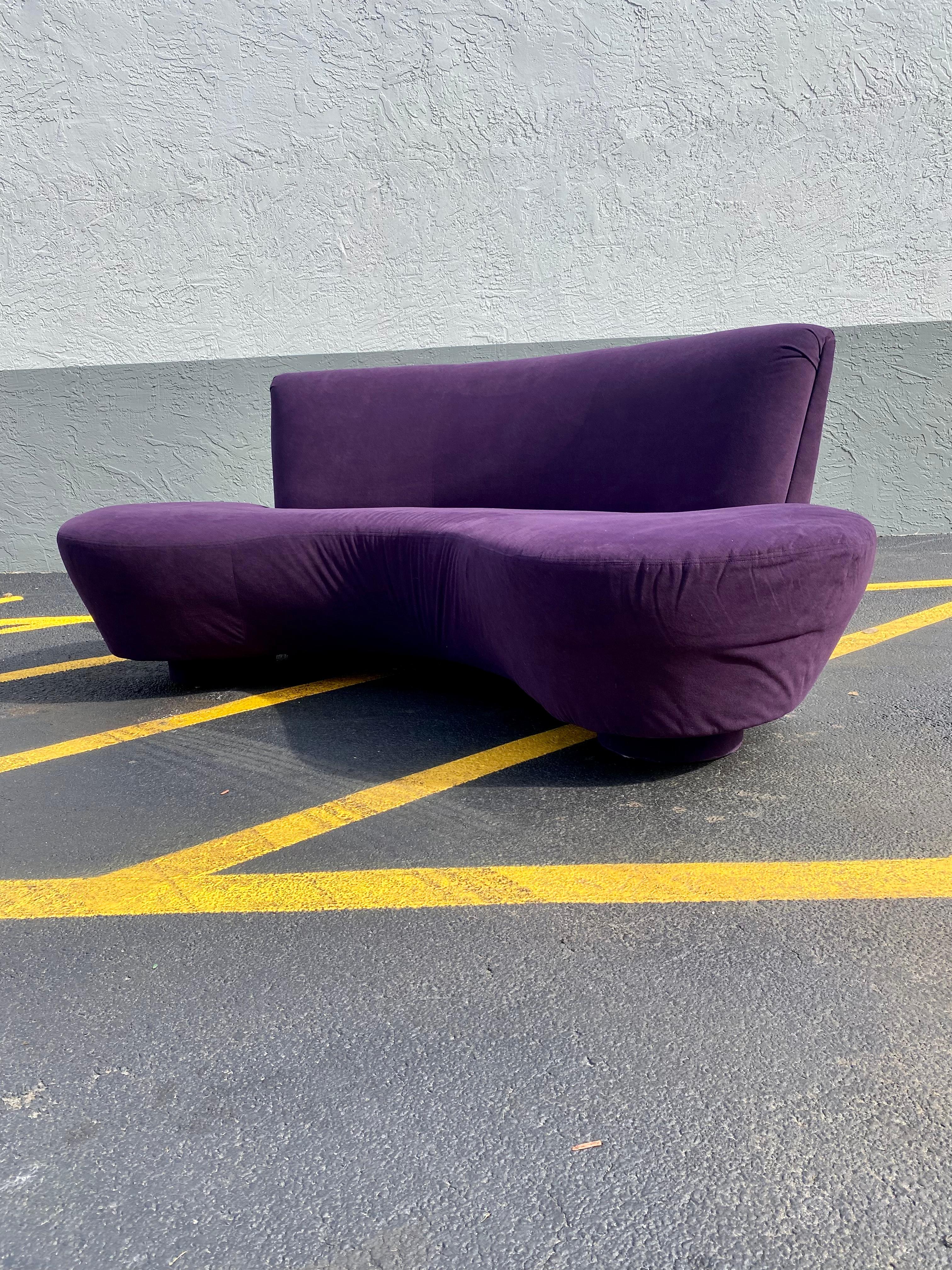 American 1980s Preview Purple Sculptural Biomorphic Cloud Sofa For Sale