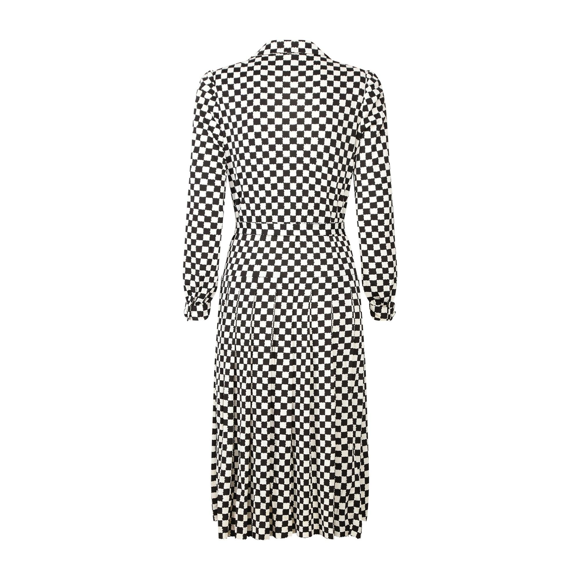 1980s Racine Black and White Checkerboard Silk Jersey Dress In Good Condition For Sale In London, GB