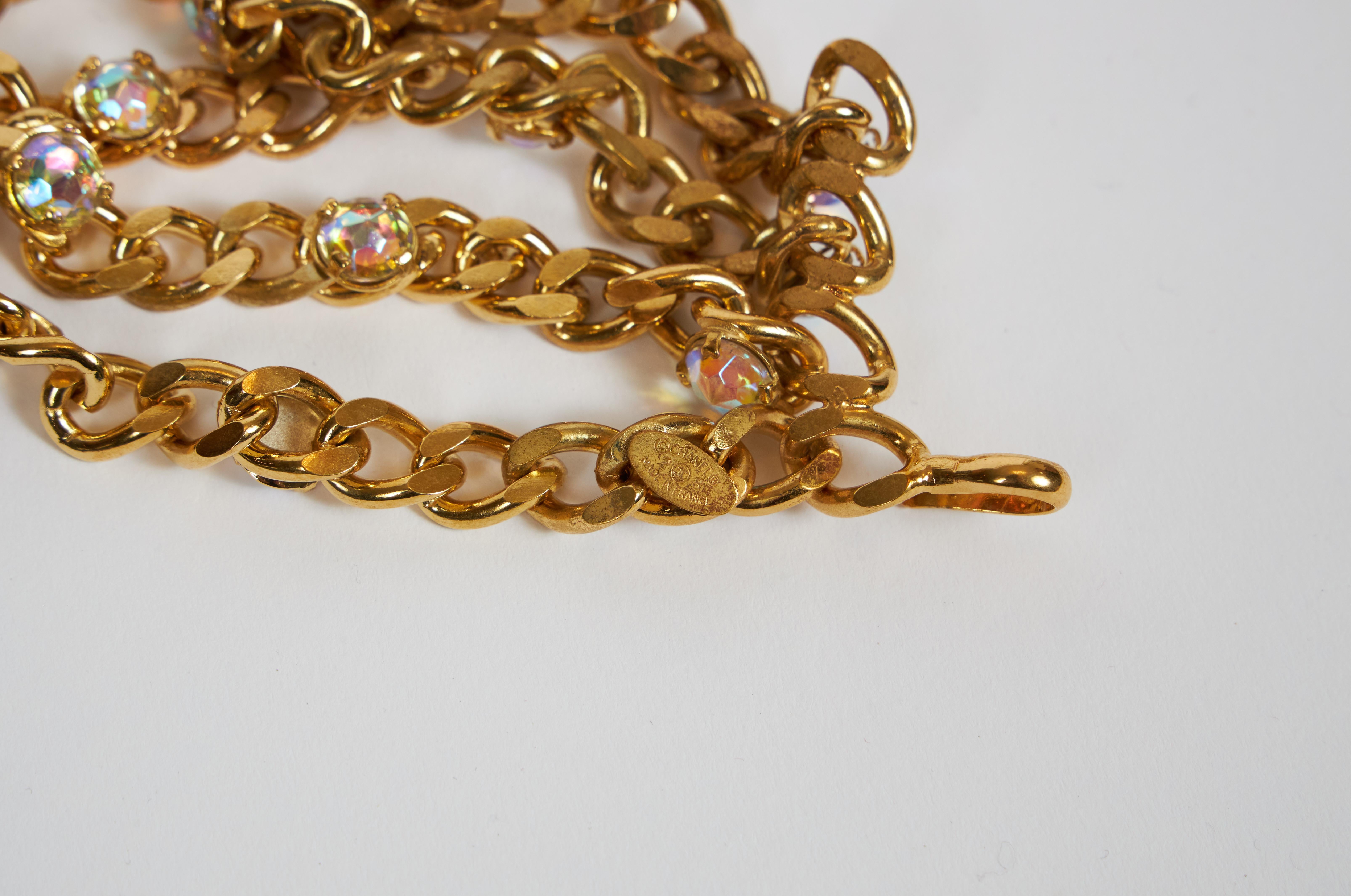 Chanel, rare collier ou ceinture vintage à 4 brins en or avec chaîne et strass, années 1980 en vente 1